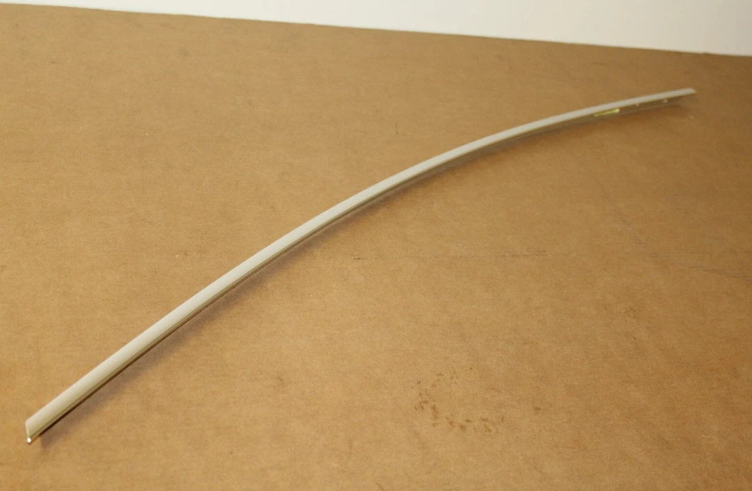 NEW VW SHARAN 7N FRONT LEFT DOOR WINDOW TRIM 7N0837643A ORIGINAL