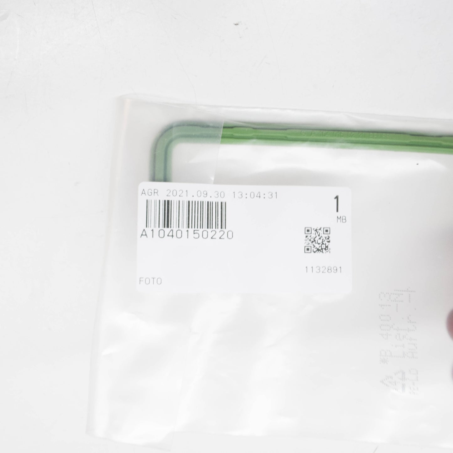 NEW MERCEDES-BENZ E W210 COVER TO TIMING CASE GASKET A1040150220 ORIGINAL