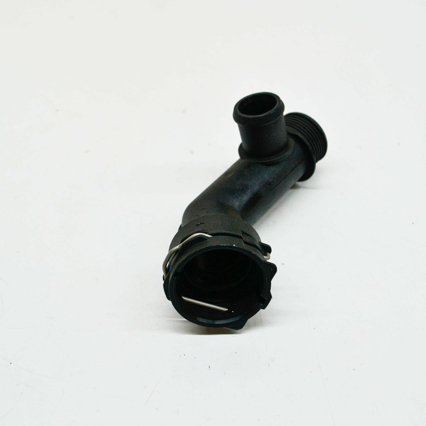 NEW VW TIGUAN AD LEFT RADIATOR COOLANT HOSE ADAPTER LOWER 2Q0122291K ORIGINAL