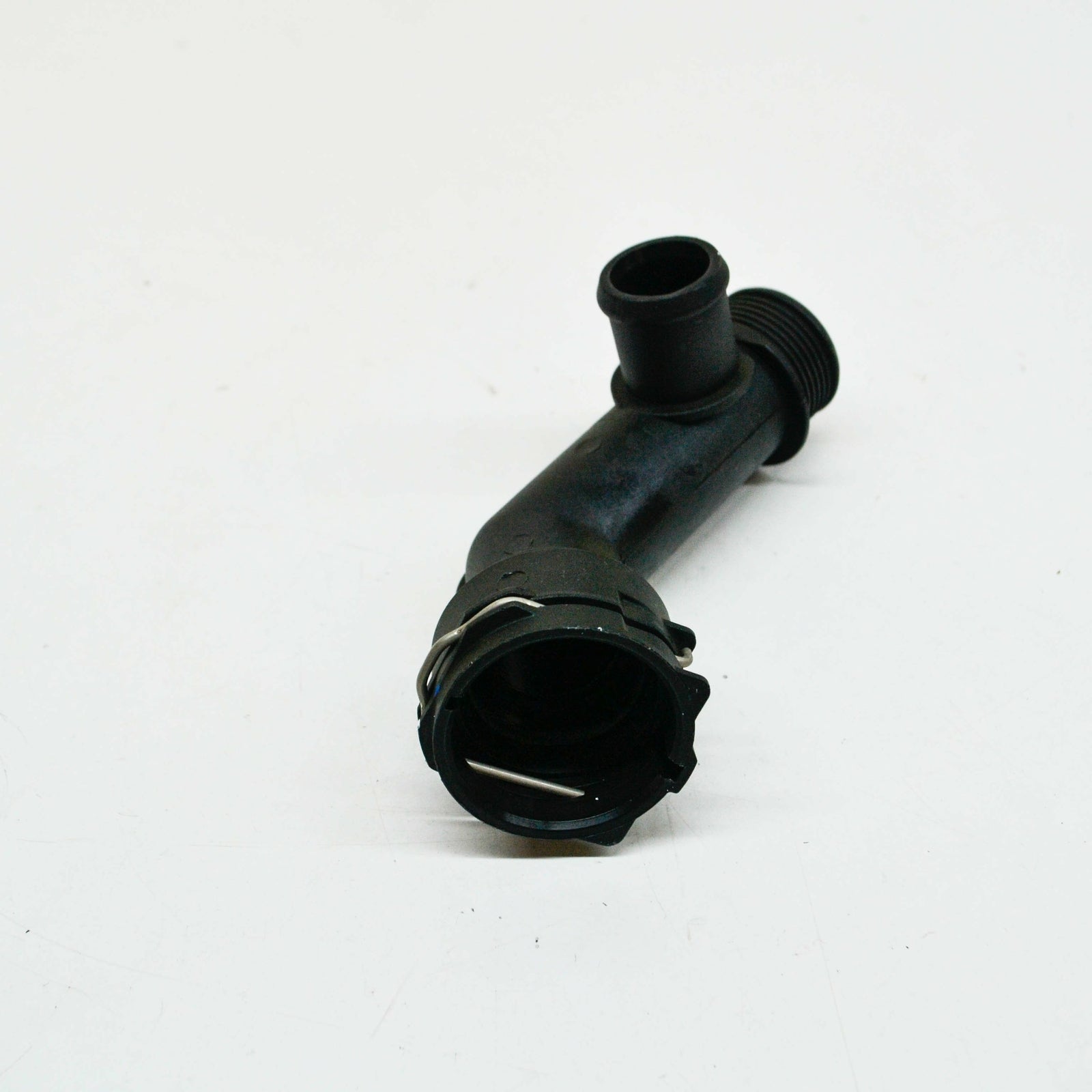 NEW VW TIGUAN AD LEFT RADIATOR COOLANT HOSE ADAPTER LOWER 2Q0122291K ORIGINAL