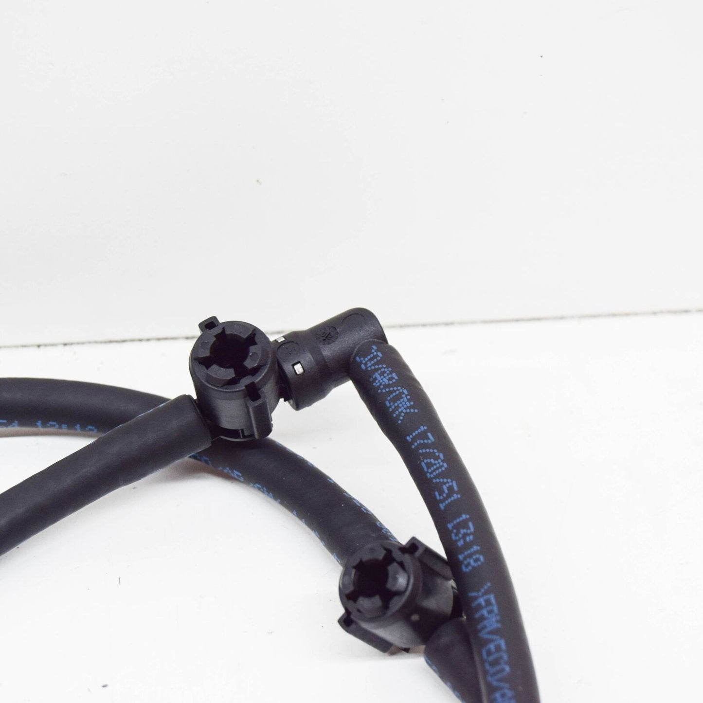 NEW MB SPRINTER 906 FUEL INJECTOR RETURN HOSE A6420708132 3.0 DIESEL ORIGINAL