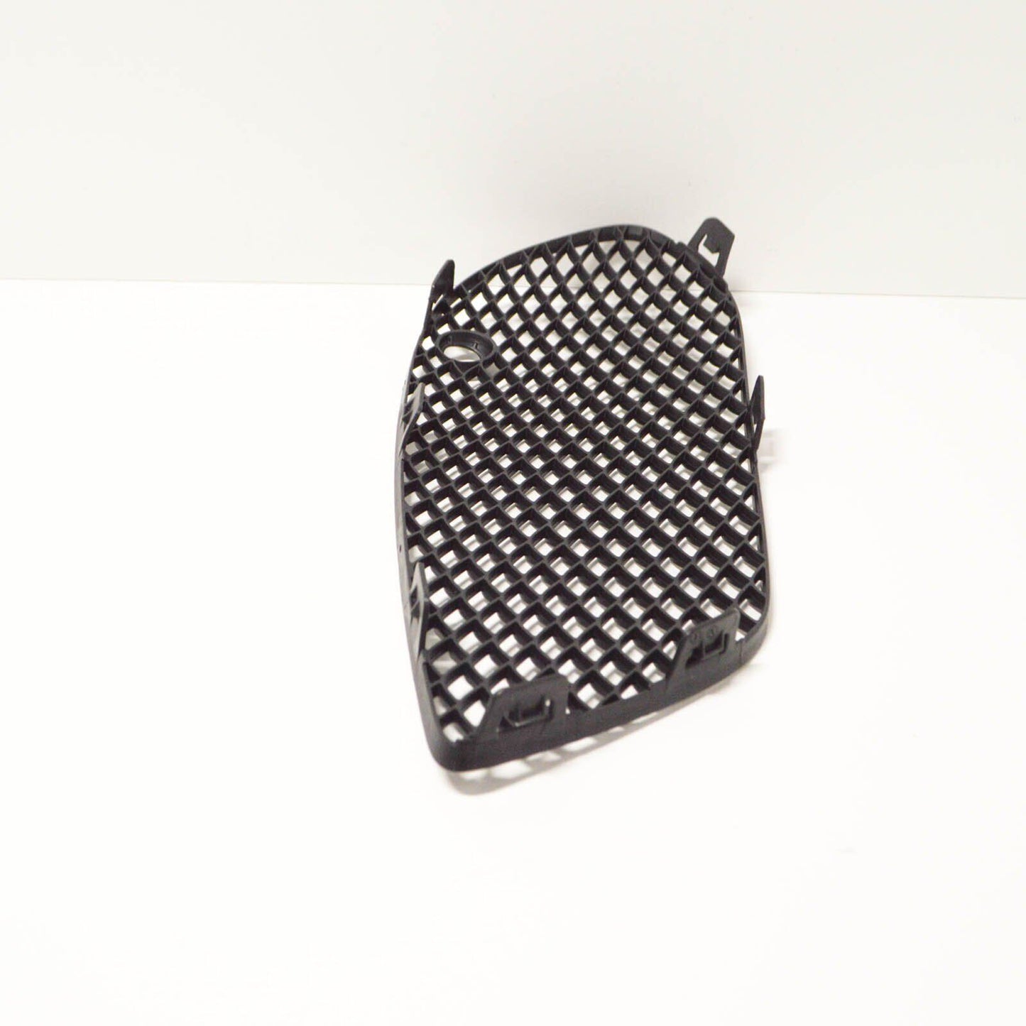 NEW MERCEDES-BENZ C-CLASS W205 FRONT BUMPER RIGHT GRILL A2058852623 2016