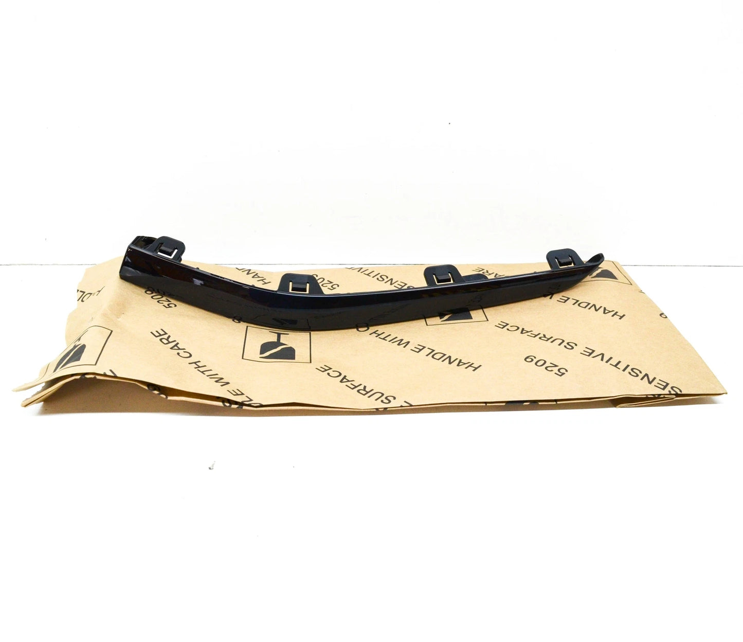 NEW VOLKSWAGEN GOLF MK7 FRONT BUMPER RIGHT SPOILER 5G0805904D041