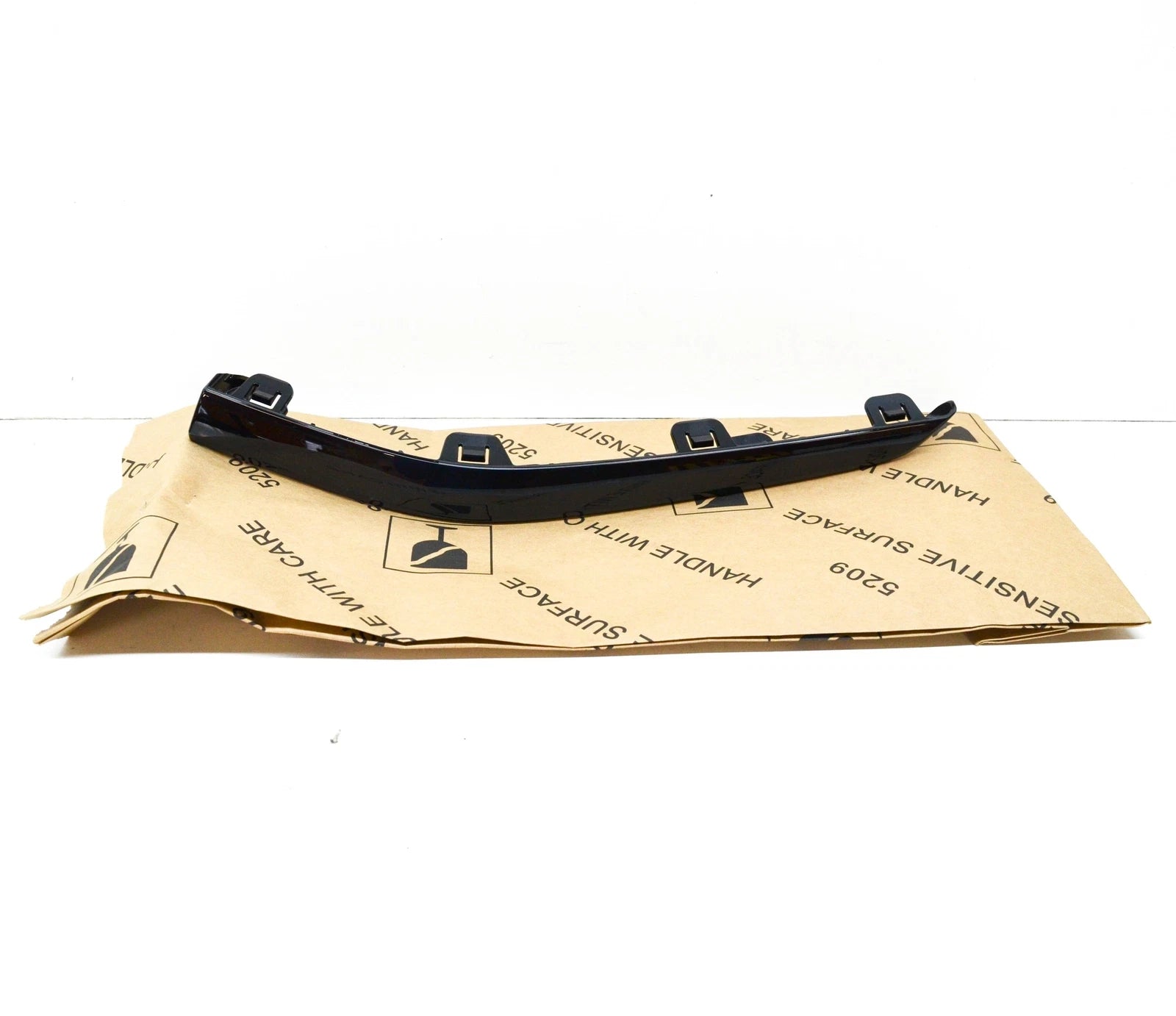 NEW VOLKSWAGEN GOLF MK7 FRONT BUMPER RIGHT SPOILER 5G0805904D041