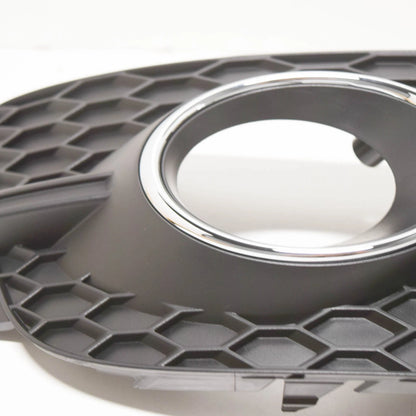 NEW AUDI Q3 8U LEFT FOG LIGHT GRILLE 8U0807681DSP9 8U0807681D