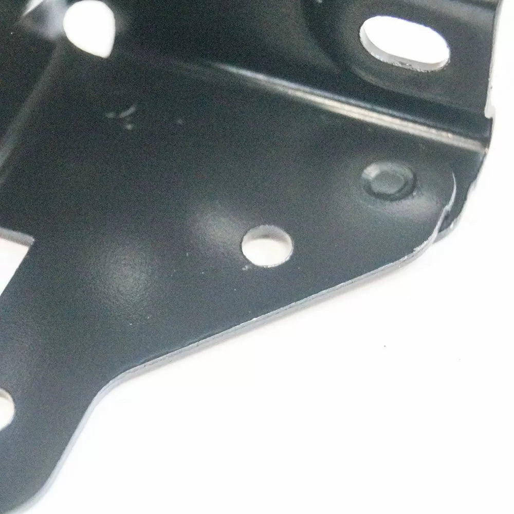 NEW MERCEDES BENZ C CLASS W205 INNER BRACKET A2056260412