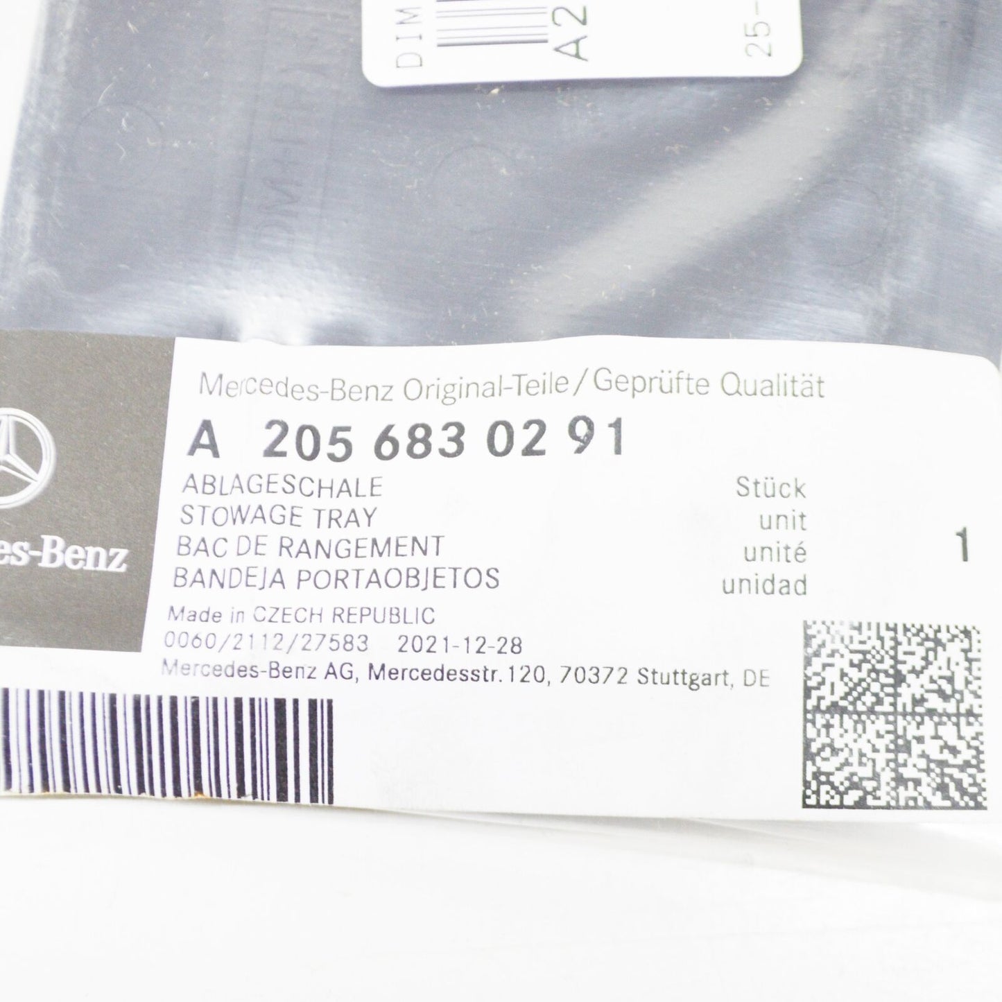 NEW MERCEDES-BENZ C W205 STORAGE COMPARTMENT TRAY A2056830291 ORIGINAL