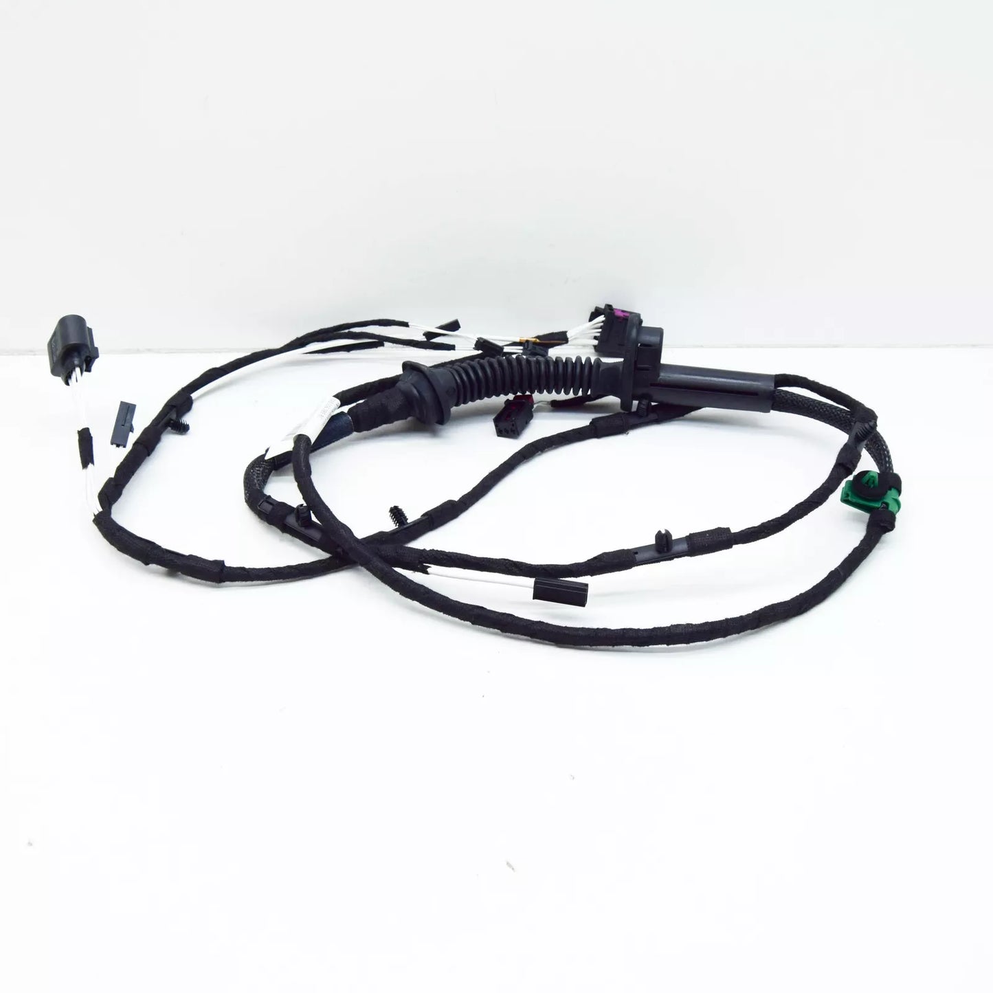 NEW VOLKSWAGEN PASSAT B7 TAILGATE CABLE HARNESS LOOM 3AF971147E ORIGINAL