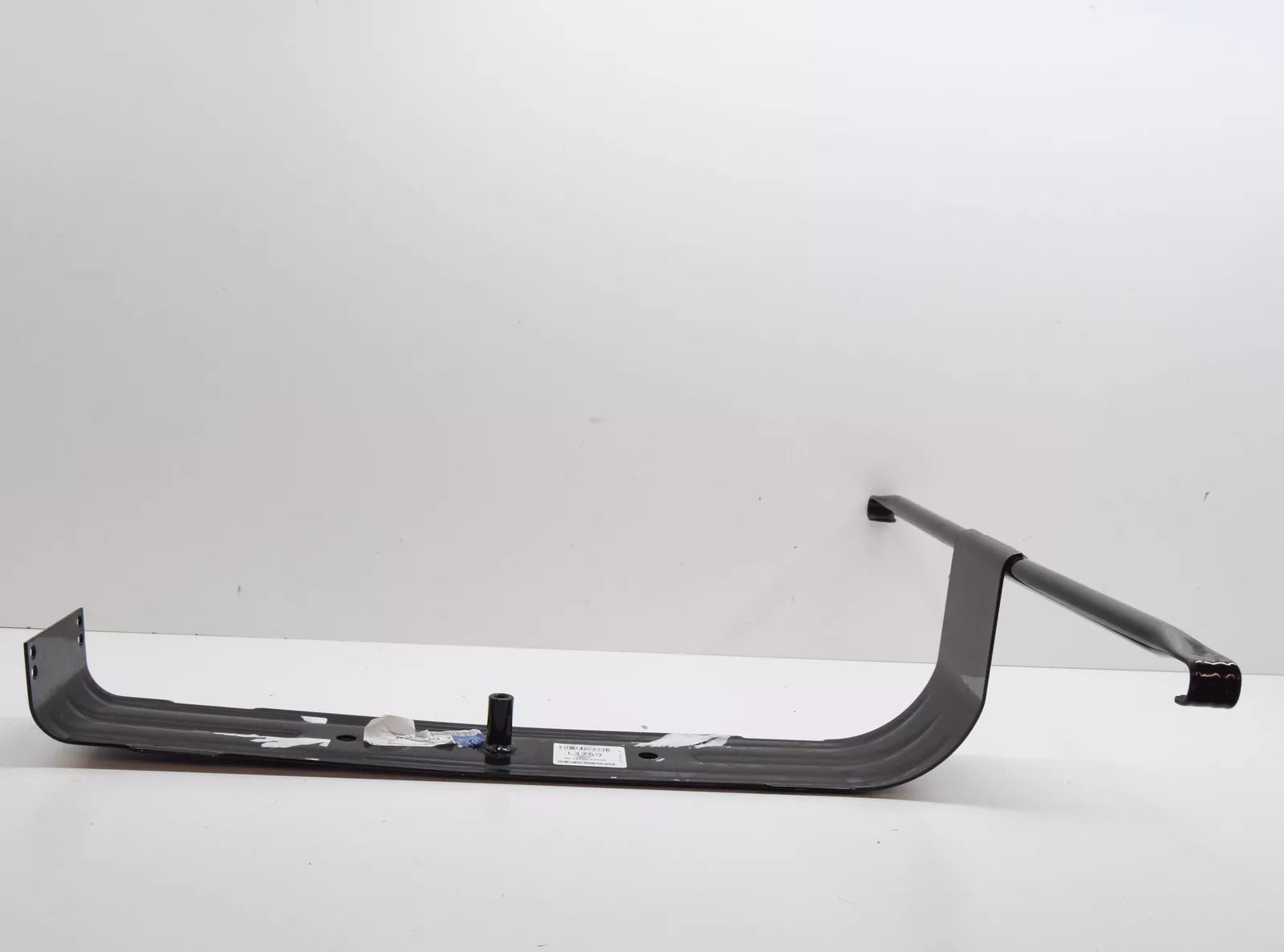 NEW MERCEDES-BENZ VITO W638 SPARE WHEEL CARRIER BRACKET A6384000739 ORIGINAL