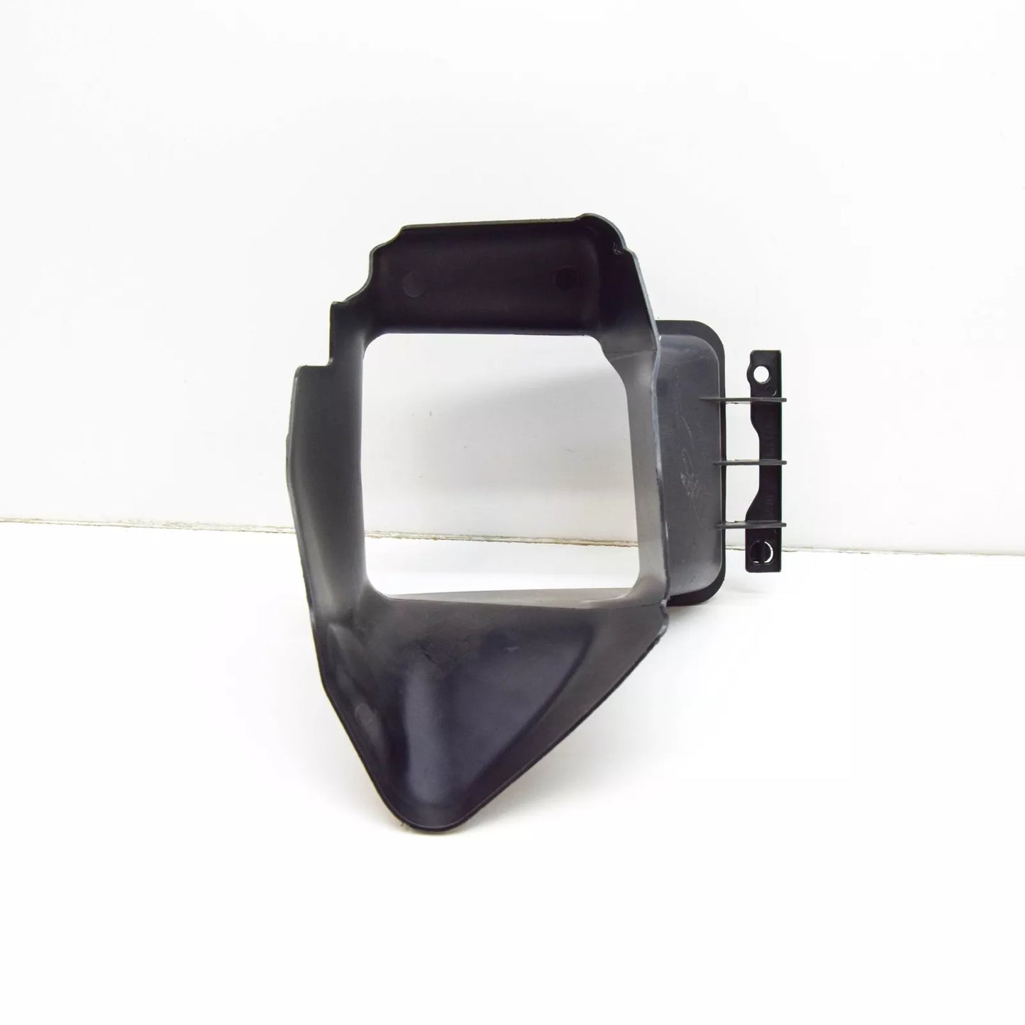 NEW BMW F20 F21 3DR RADIATOR COOLING AIR DUCT RIGHT 51748060310 8060310 ORIGINAL