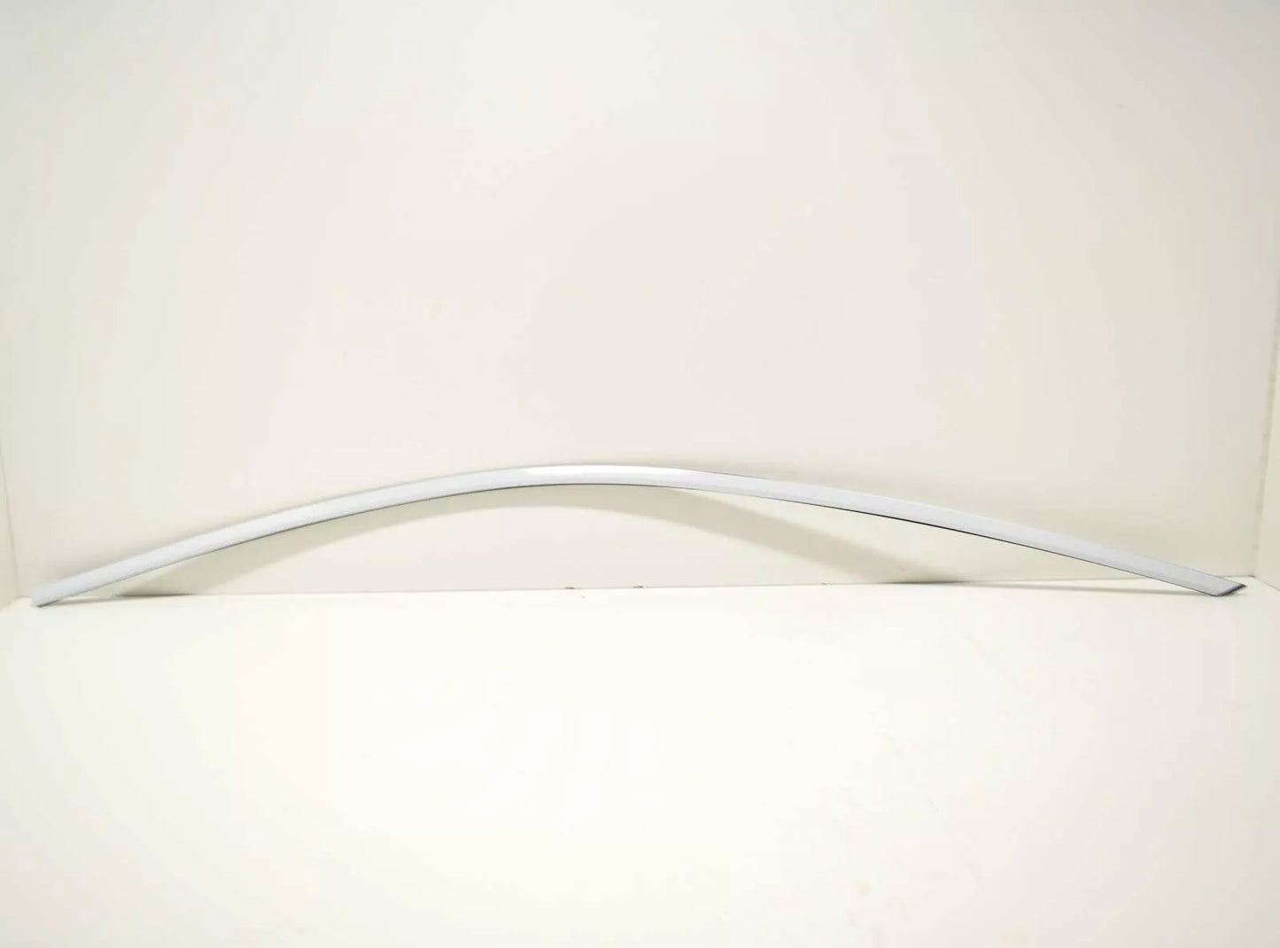 NEW AUDI A8 4N D5 FRONT RIGHT DOOR WINDOW GUIDE TRIM STRIP 4N0837644BT94