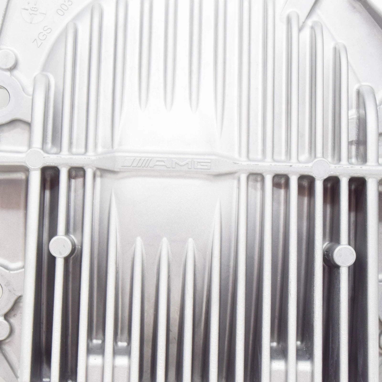 NEW MERCEDES-BENZ E W212 REAR AXLE DIFFERENTIAL COVER A2043510608 ORIGINAL