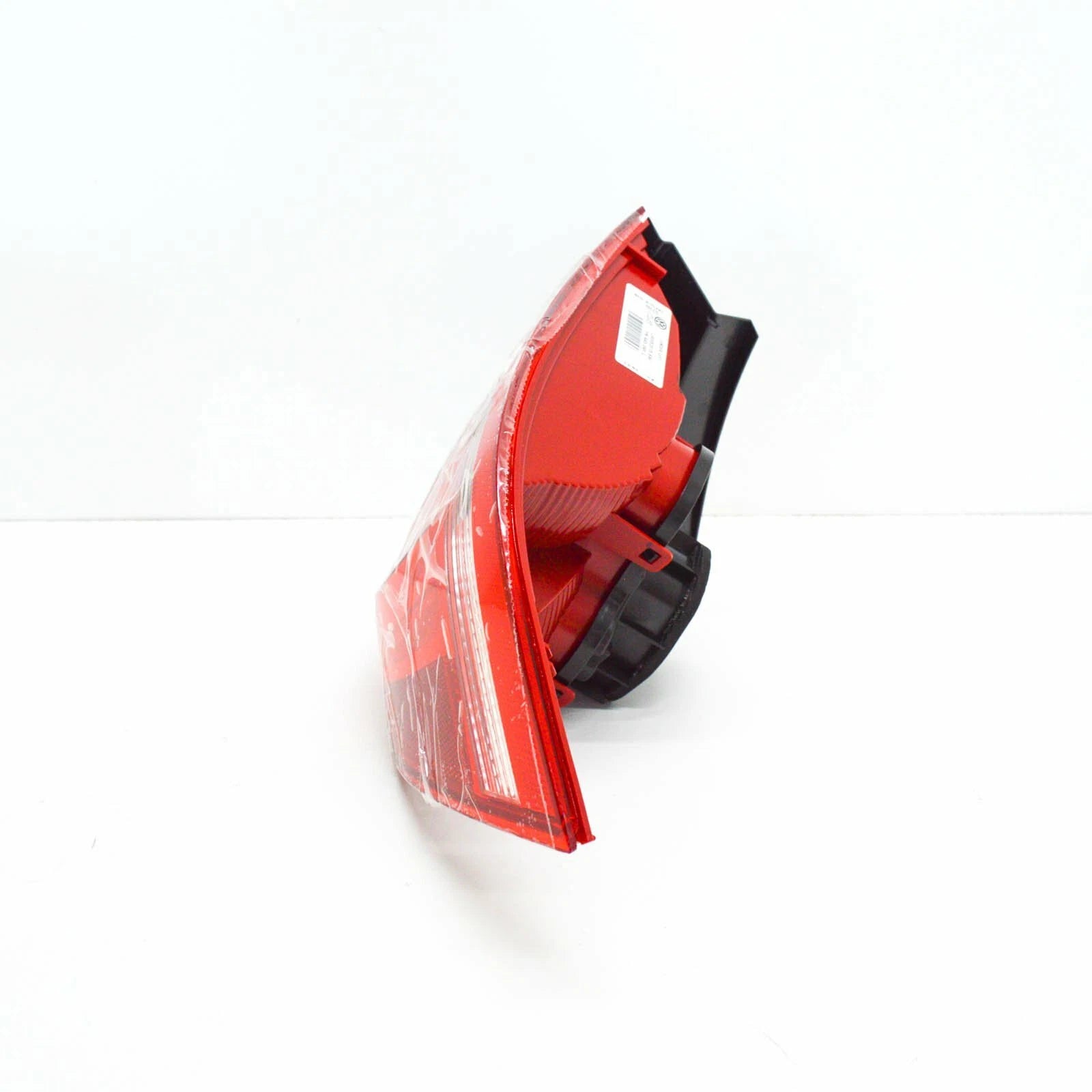 NEW VOLKSWAGEN TOUAREG 7P REAR LEFT TAIL LIGHT 7P6945095G ORIGINAL