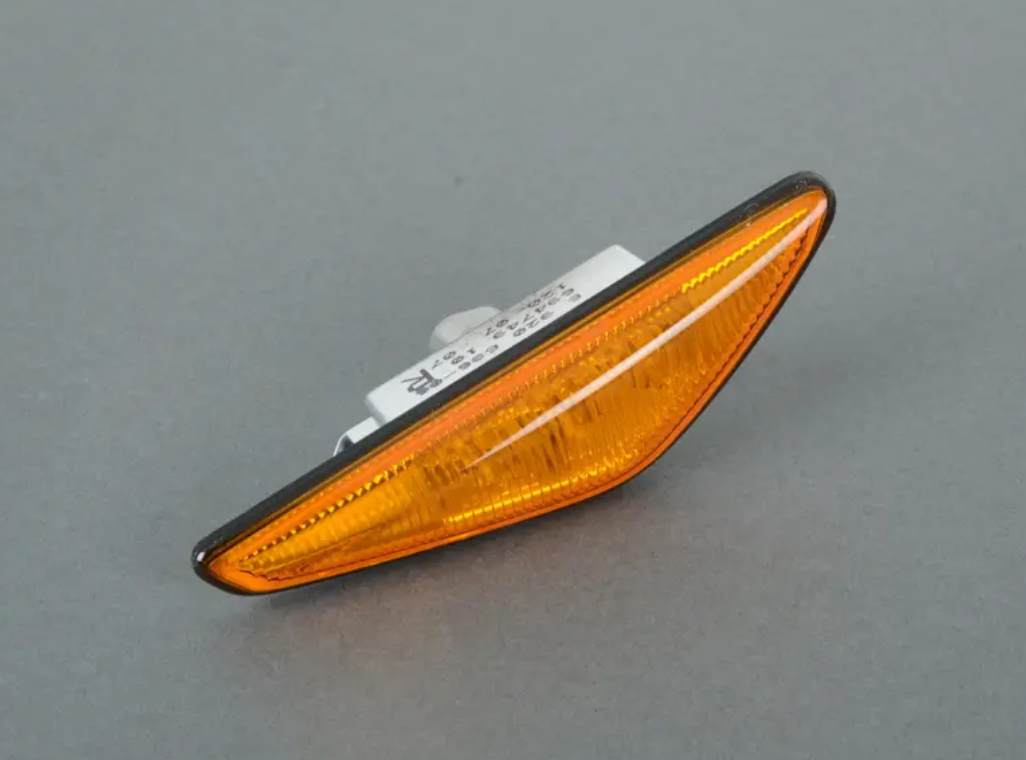 new bmw 3 e46 front right fender turn signal 6920686 63136920686 original