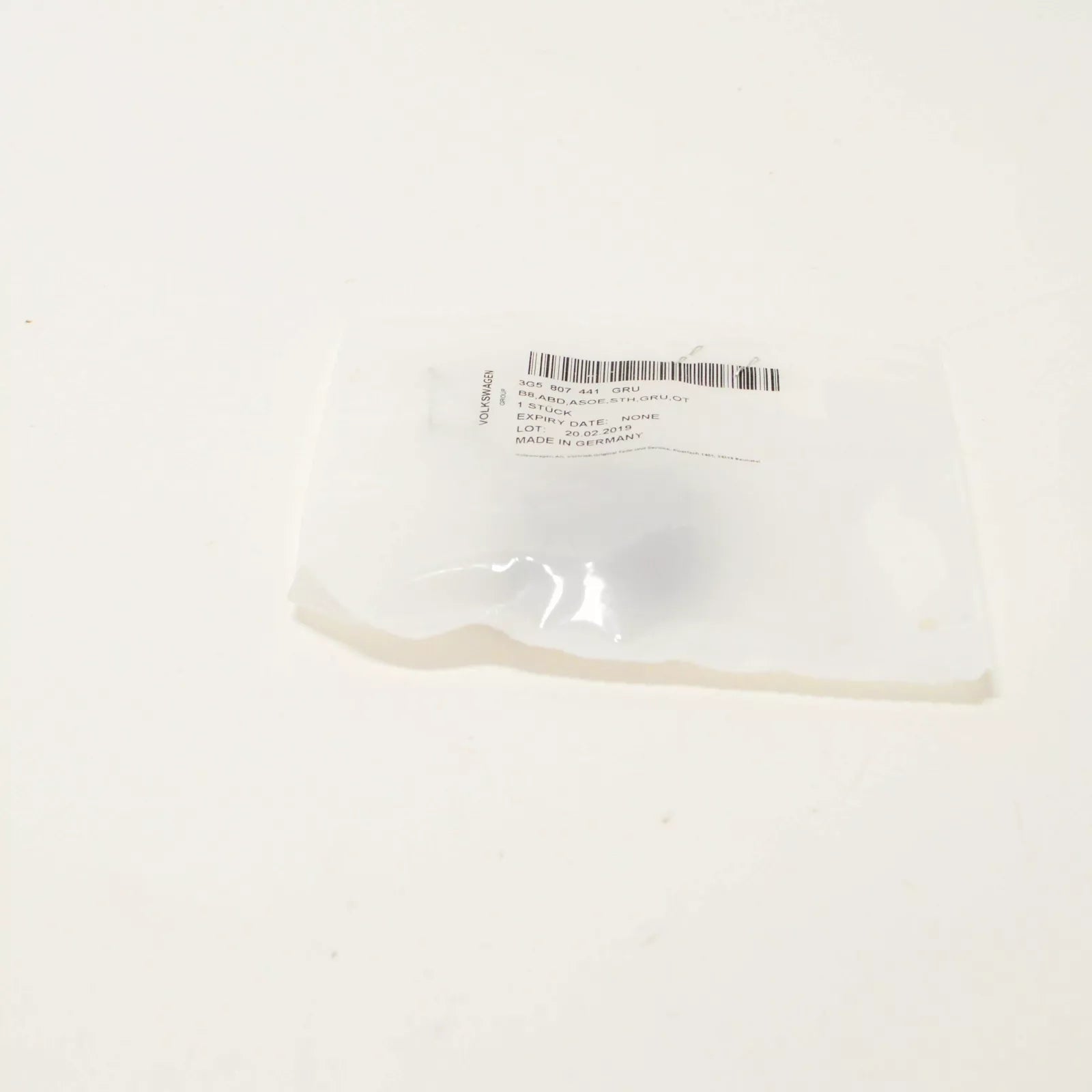 NEW VW PASSAT B8 REAR BUMPER TOW HOOK EYE CAP COVER 3G5807441GRU