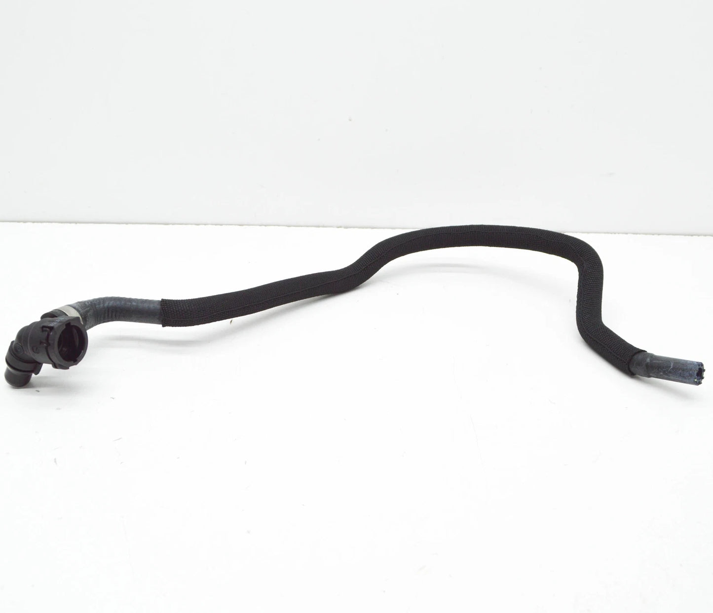 NEW BMW X5 M F85 TURBOCHARGER-COOLANT HOSE PIPE 11537848379 ORIGINAL