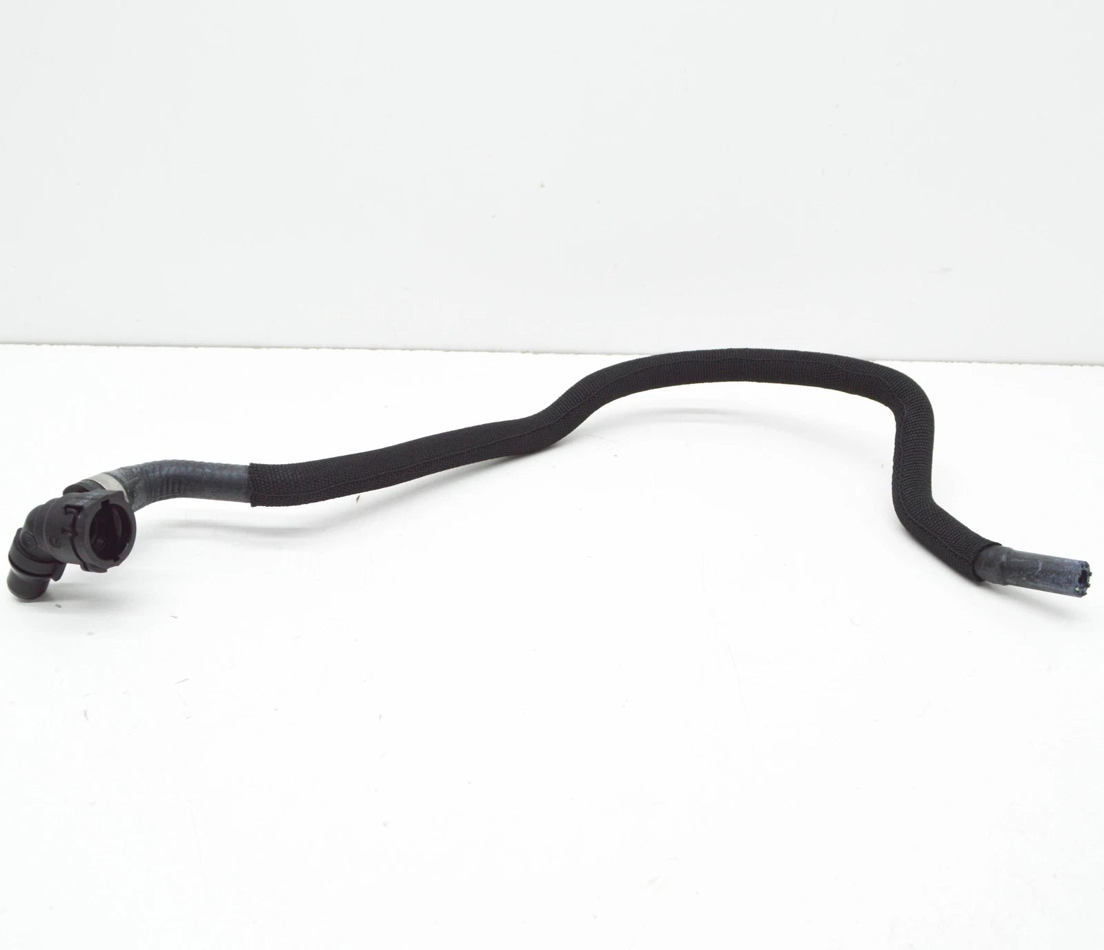 NEW BMW X5 M F85 TURBOCHARGER-COOLANT HOSE PIPE 11537848379 ORIGINAL