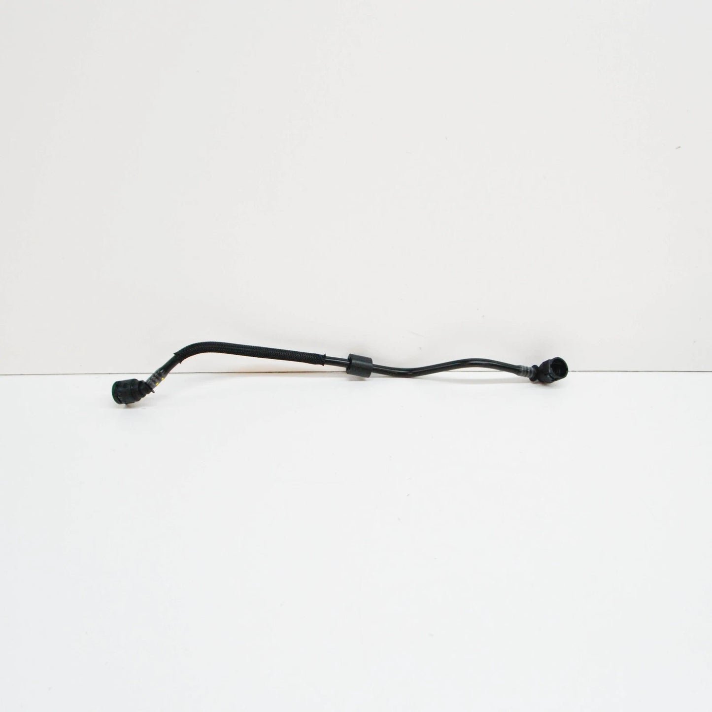 NEW BMW 5 G30 INTAKE SYSTEM EXPANSION TANK PIPE 17128602646 ORIGINAL