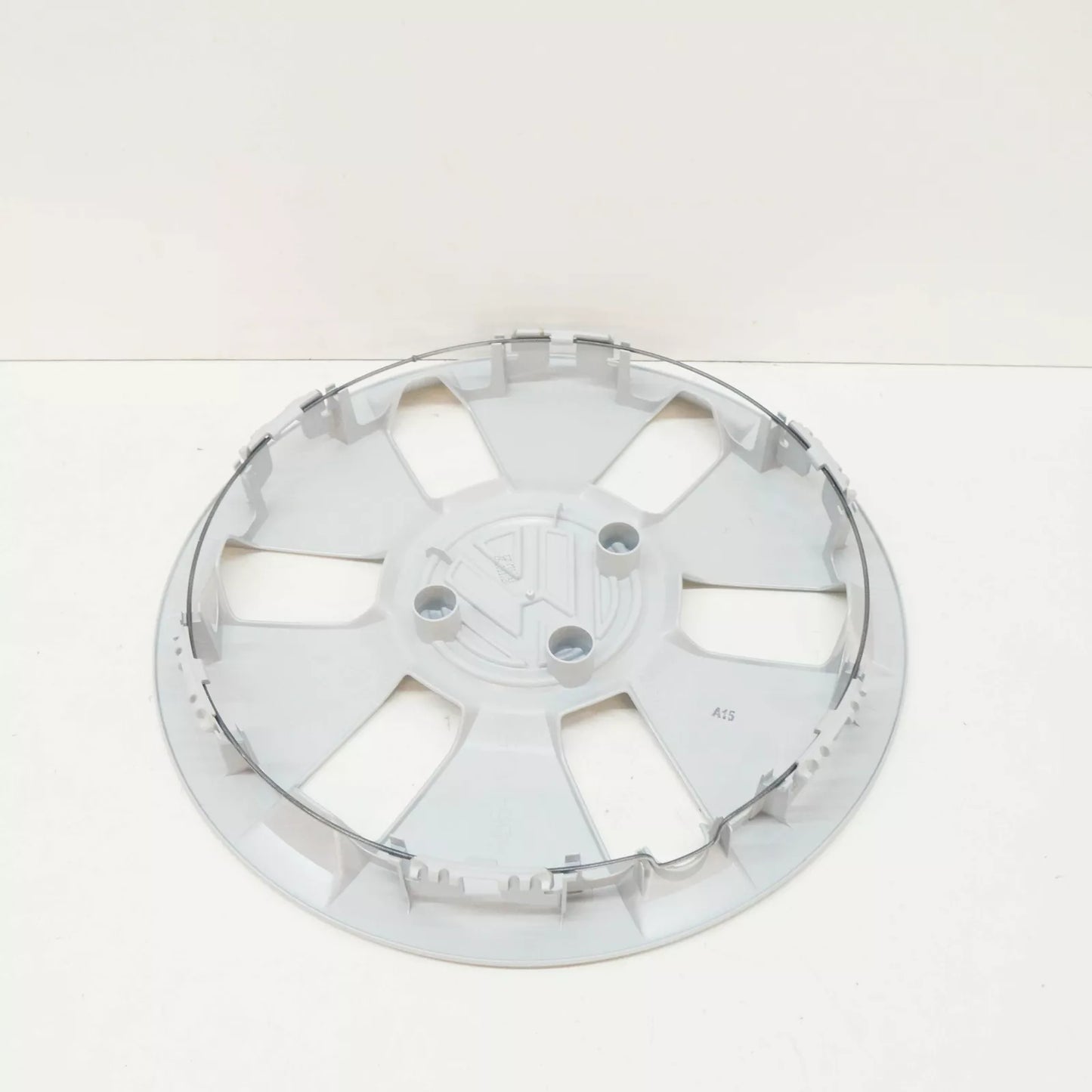 NEW VOLKSWAGEN UP WHEEL COVER TRIM 1S06011471ZX ORIGINAL