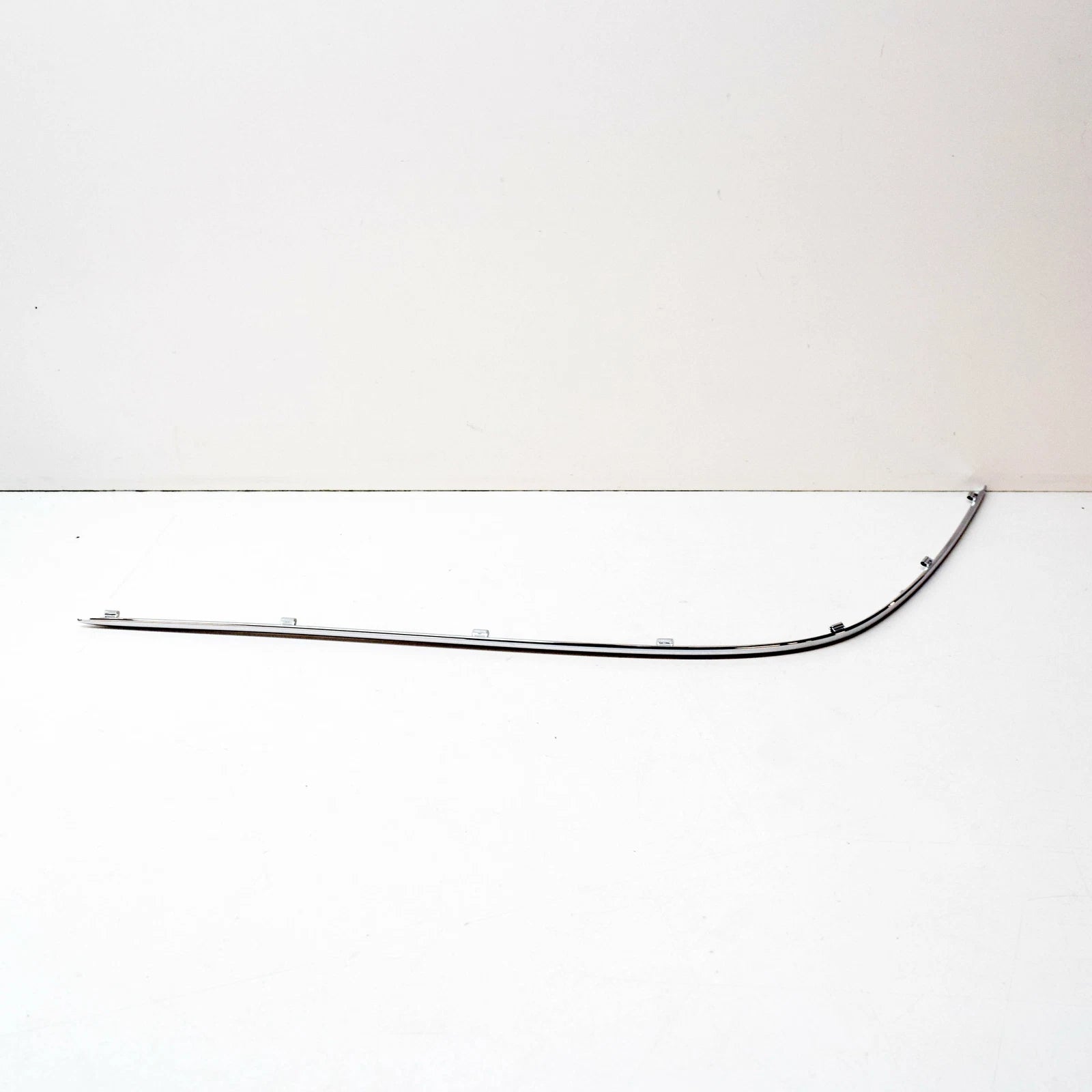 NEW MERCEDES-BENZ C W203 FRONT BUMPER RIGHT PTS RAIL A20388564219999