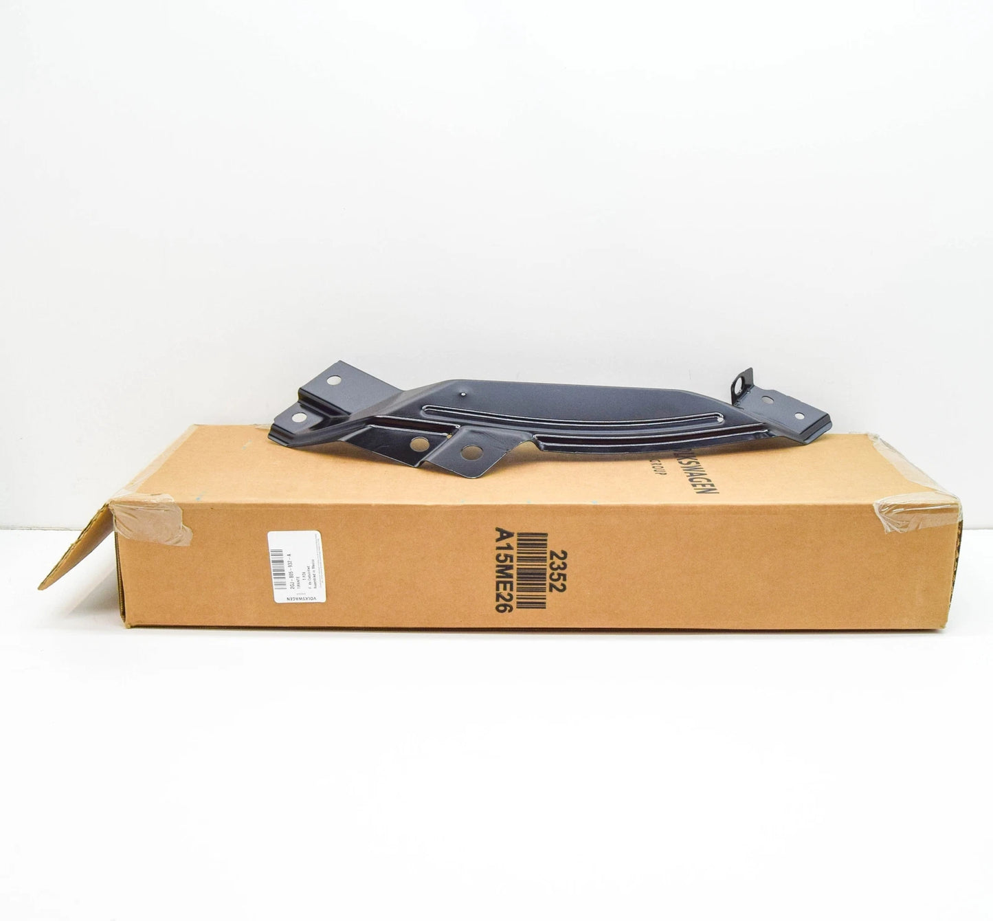 NEW VOLKSWAGEN TAOS RIGHT UPPER RADIATOR BRACE 2GJ805932A ORIGINAL