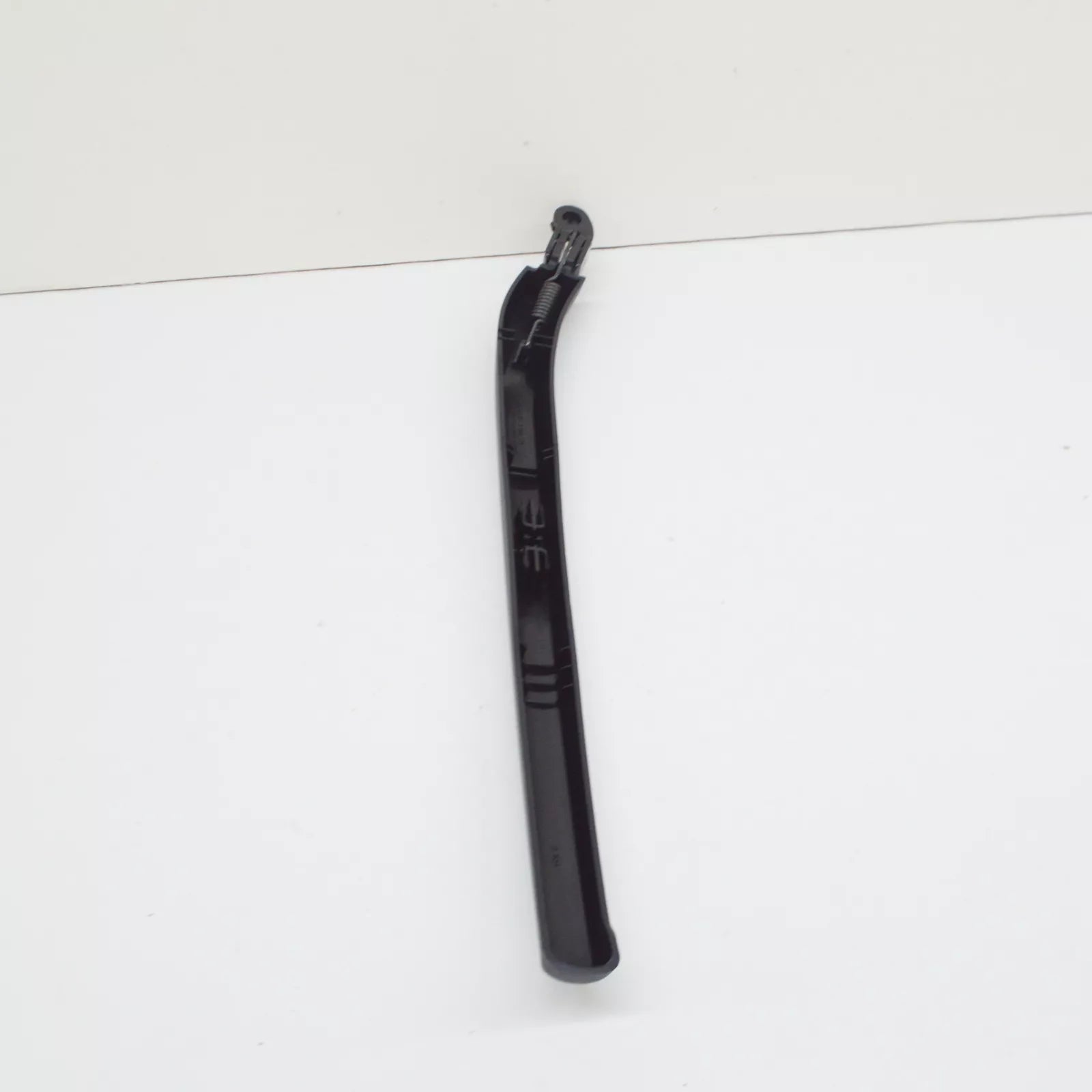 NEW BMW 5 E61 TOURING REAR WINDOW WIPER ARM 61627066173 ORIGINAL