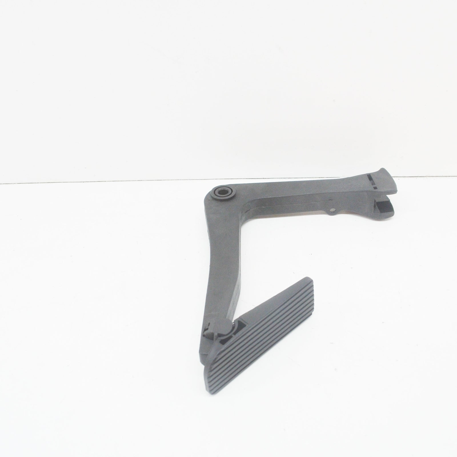 NEW MERCEDES-BENZ VITO 638 ACCELERATOR PEDAL A9013000304 ORIGINAL