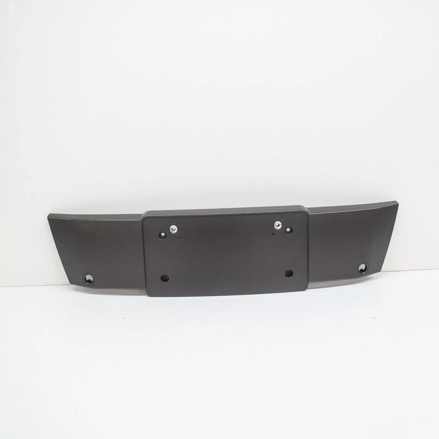 NEW AUDI A3 8PA FRONT BUMPER LICENSE PLATE HOLDER 8V3807287A 1QP