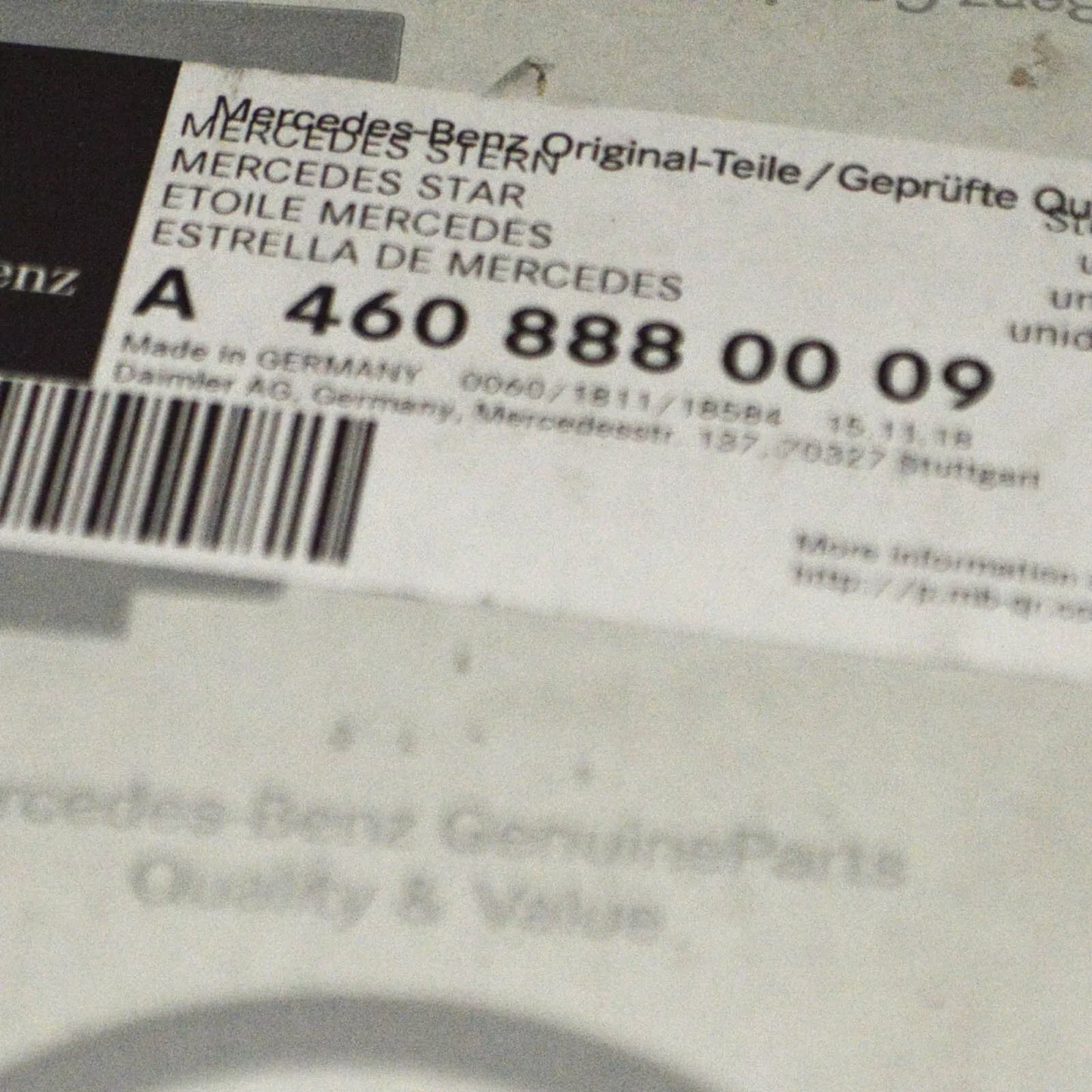 NEW MERCEDES-BENZ G W460 FRONT EMBLEM BADGE A4608880009