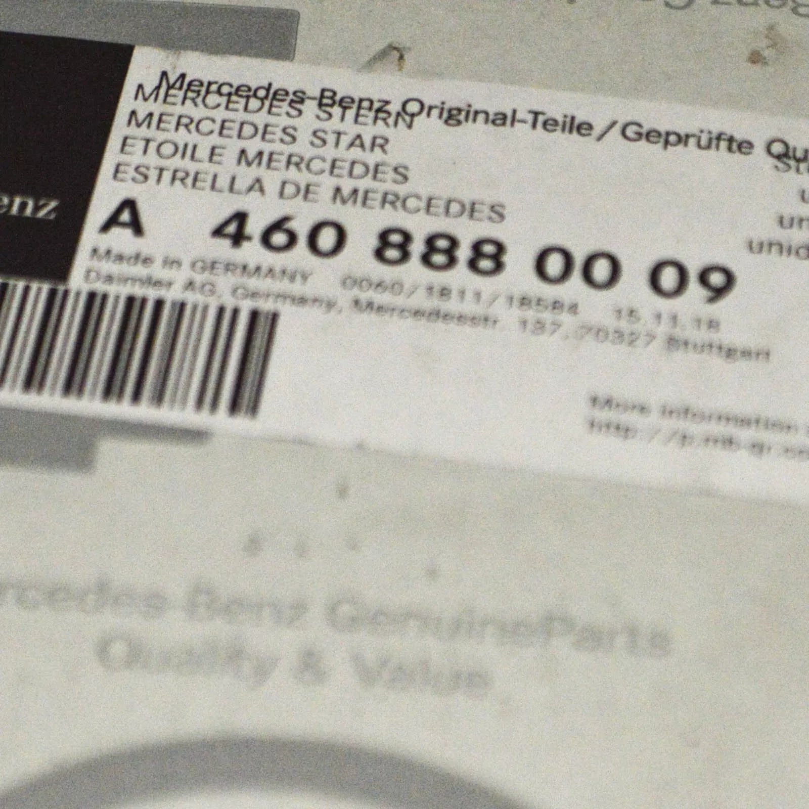 NEW MERCEDES-BENZ G W460 FRONT EMBLEM BADGE A4608880009