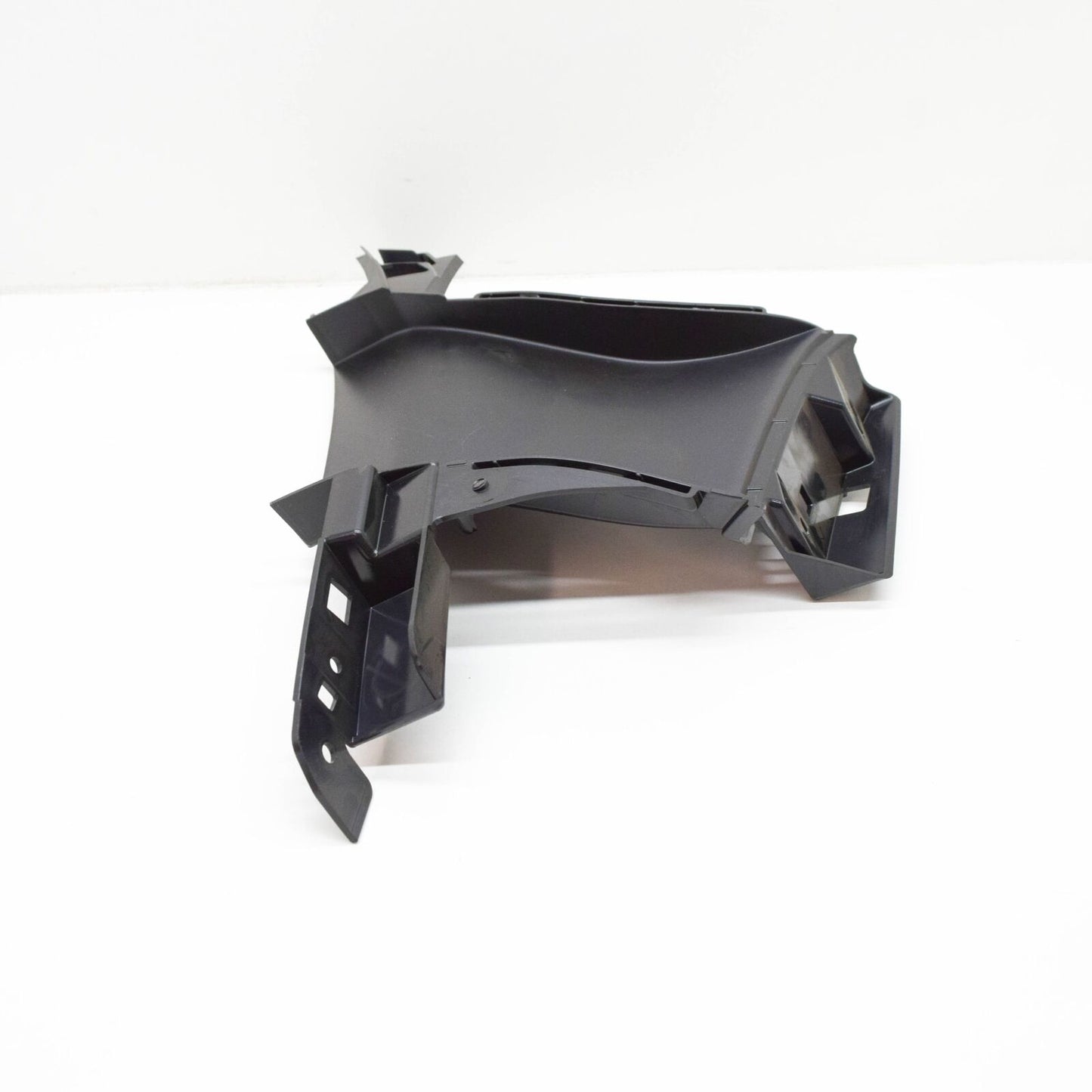 NEW AUDI A6 C8 FRONT RIGHT AIR GUIDE 4K0121764J ORIGINAL