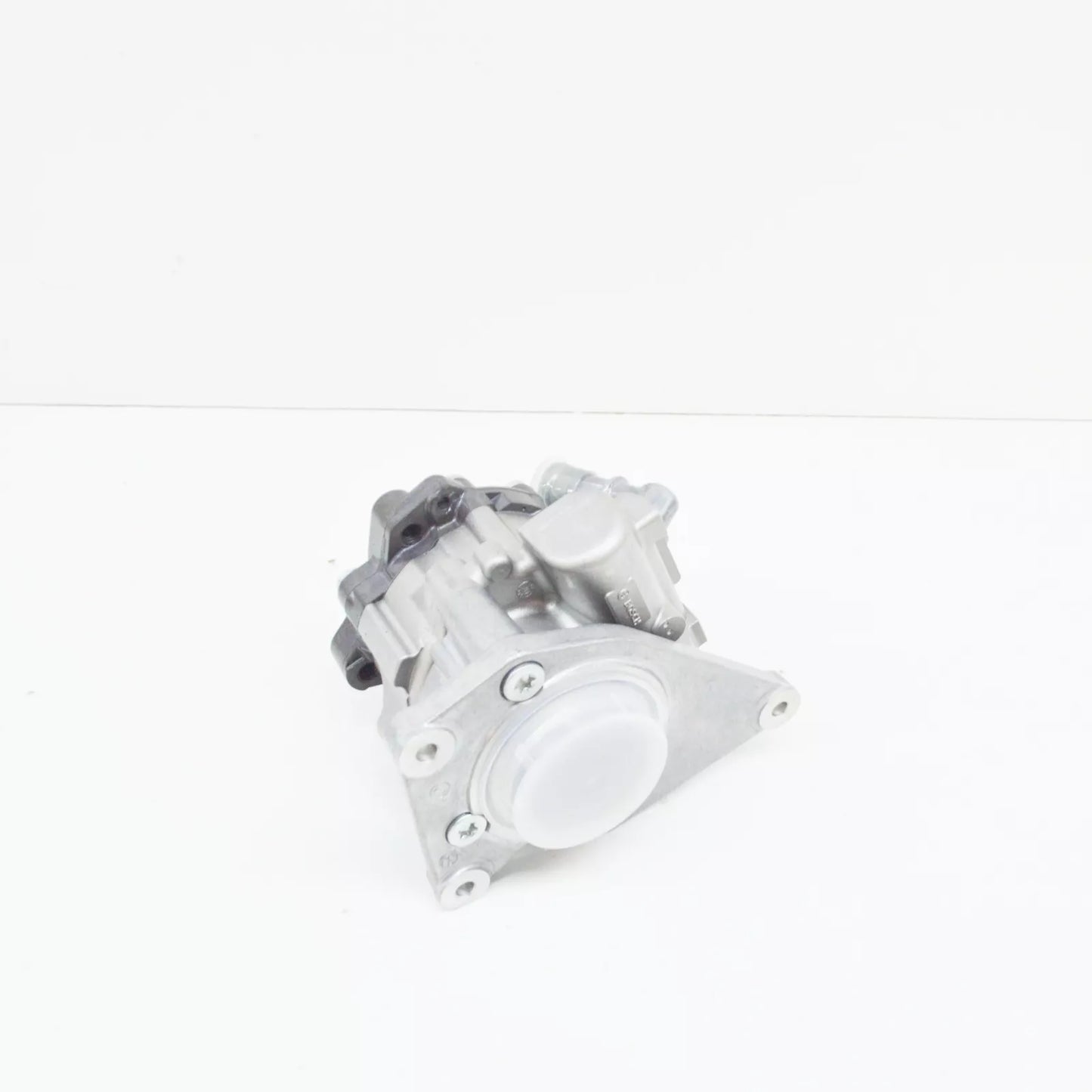 NEW AUDI R8 SPYDER 42 POWER STEERING PUMP 420145157A ORIGINAL