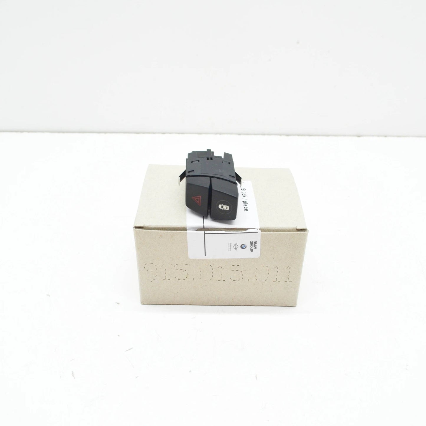NEW BMW X3 F25 HAZARD WARNING SWITCH BUTTON 61316842273 ORIGINAL