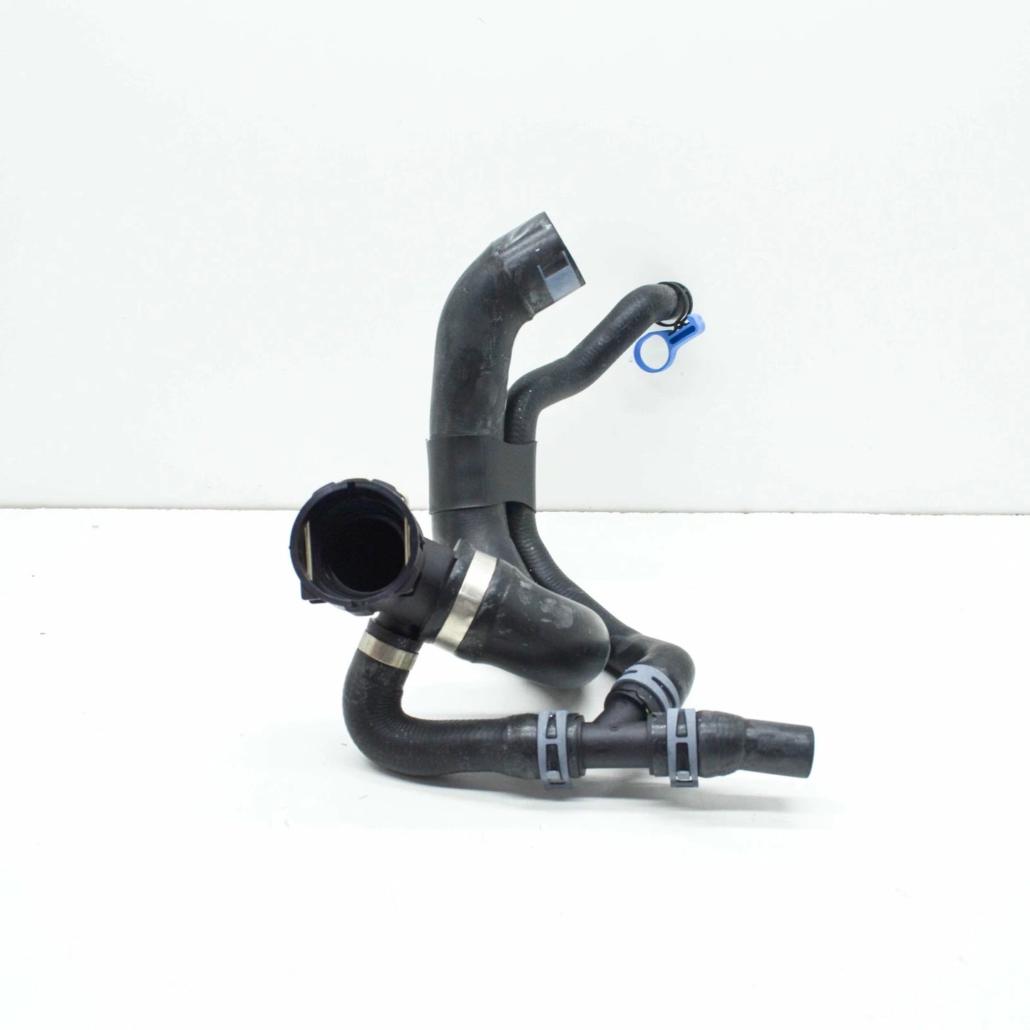 NEW AUDI A4 AVANT B9 ENGINE WATER COOLING HOSE W COUPLING 8W0122055CM