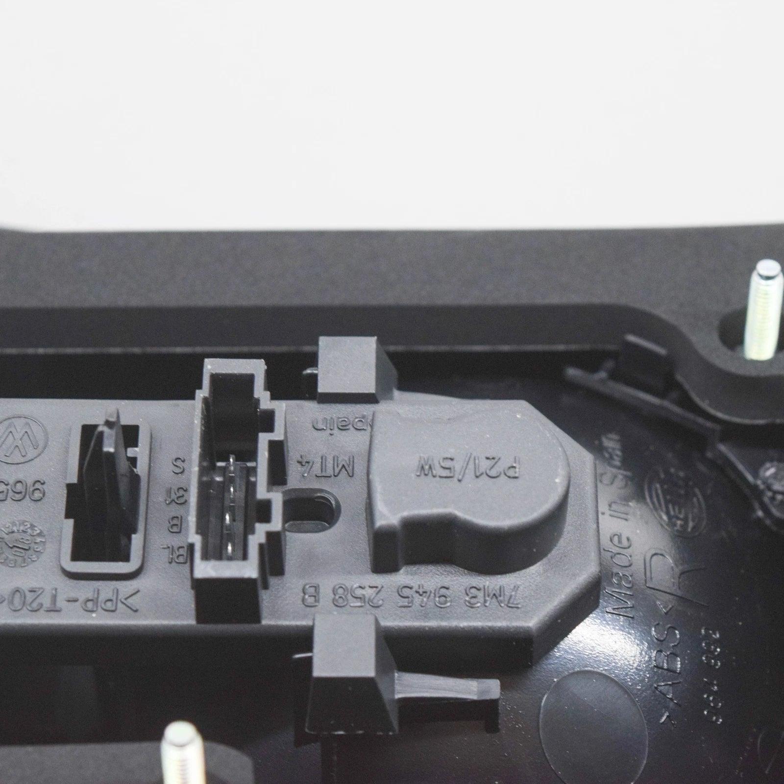 NEW VOLKSWAGEN SHARAN 7M REAR RIGHT OUTER TAILLIGHT 7M3945096M ORIGINAL