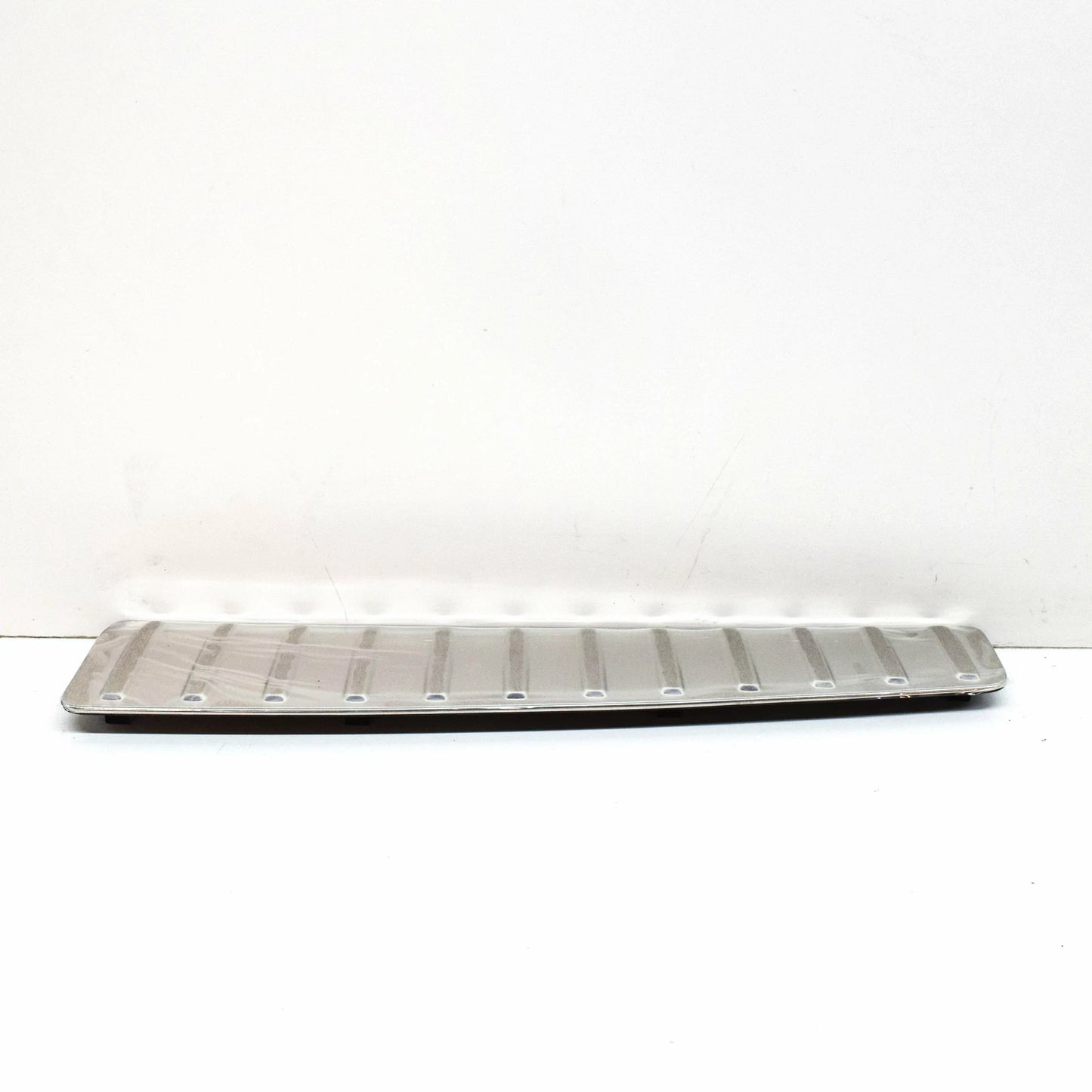 NEW BMW X3 F25 TRUNK STAINLESS STEEL RIGHT INSERT 51477250960 ORIGINAL