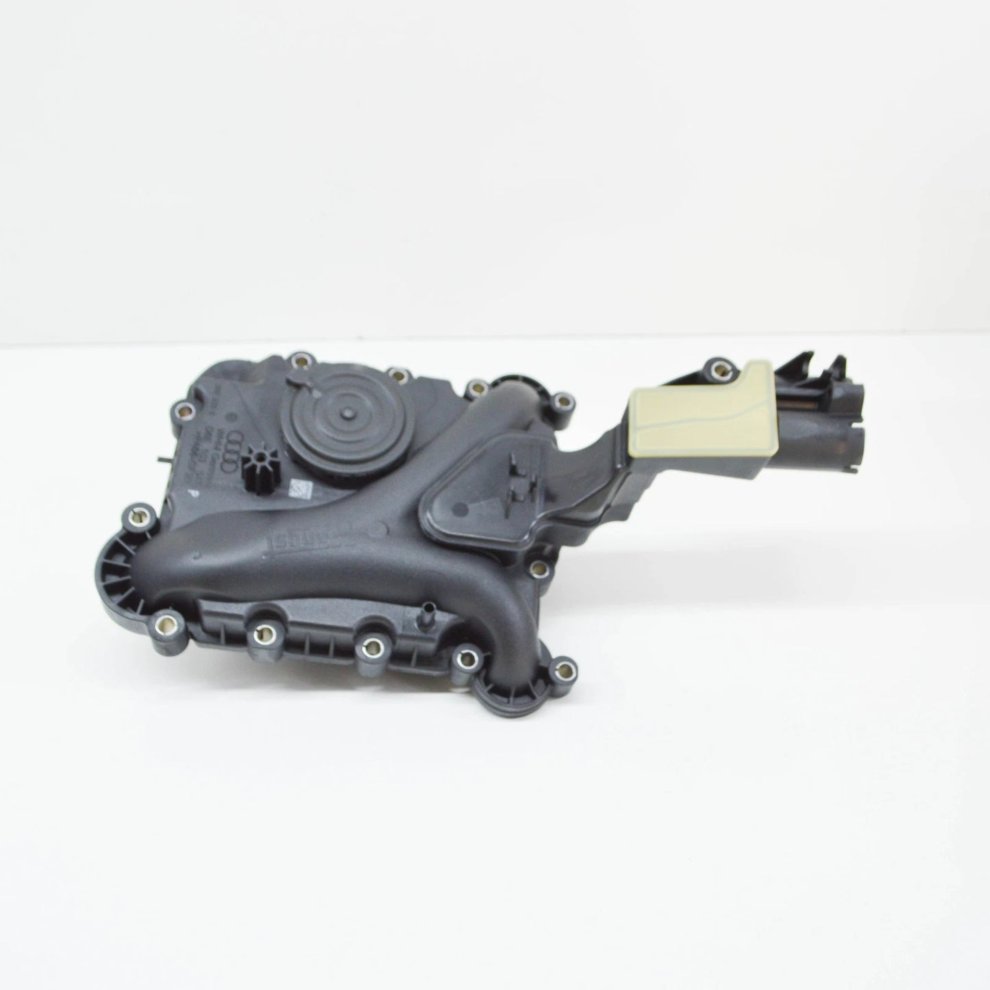 NEW AUDI Q5 8R CRANKCASE VENT VALVE VENT TRIM 06E103547P ORIGINAL