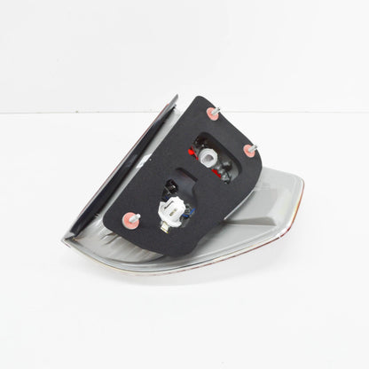NEW BMW X3 E83 REAR RIGHT TAILLIGHT 7162212 63217162212 ORIGINAL