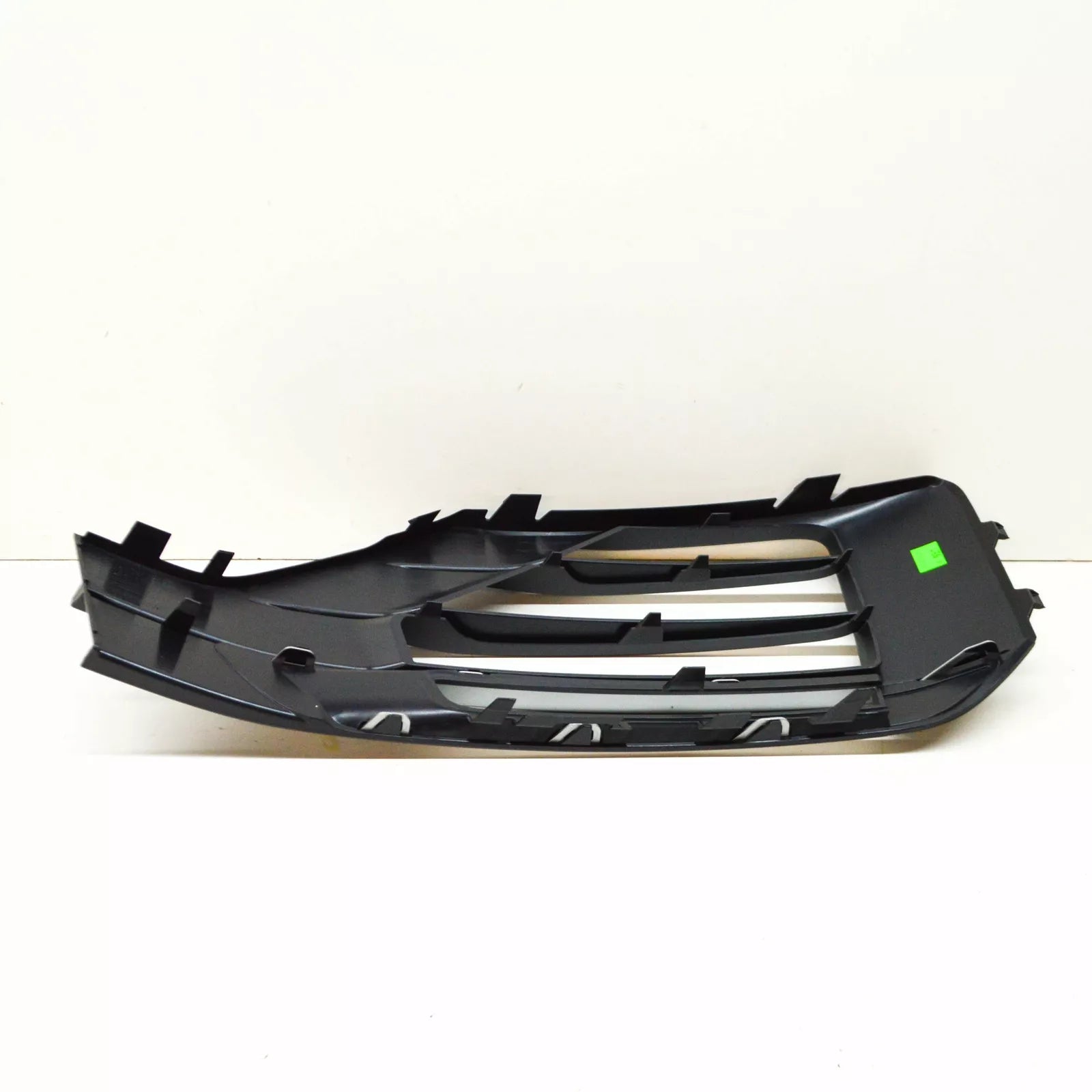 NEW AUDI Q2 GA FRONT RIGHT BUMPER GRILLE 81A8076724W3