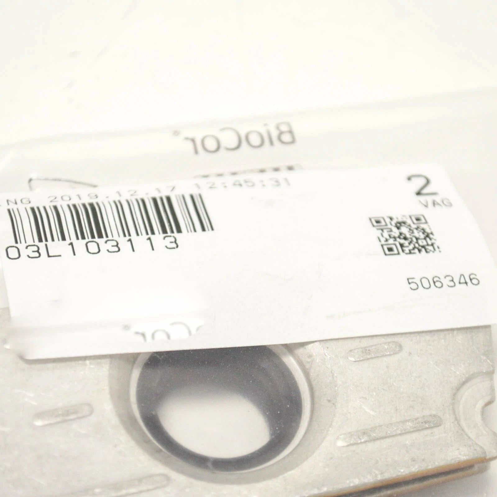 NEW AUDI A4 B8 FUEL RAIL INJECTOR END CAP 03L103113 ORIGINAL