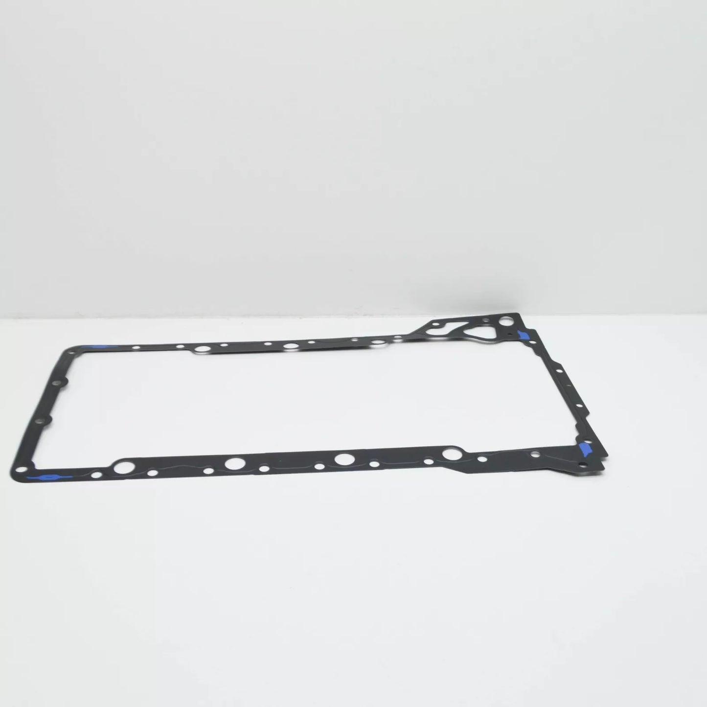NEW BMW 5 F10 UPPER ENGINE OIL PAN GASKET 11137843145 7843145 ORIGINAL