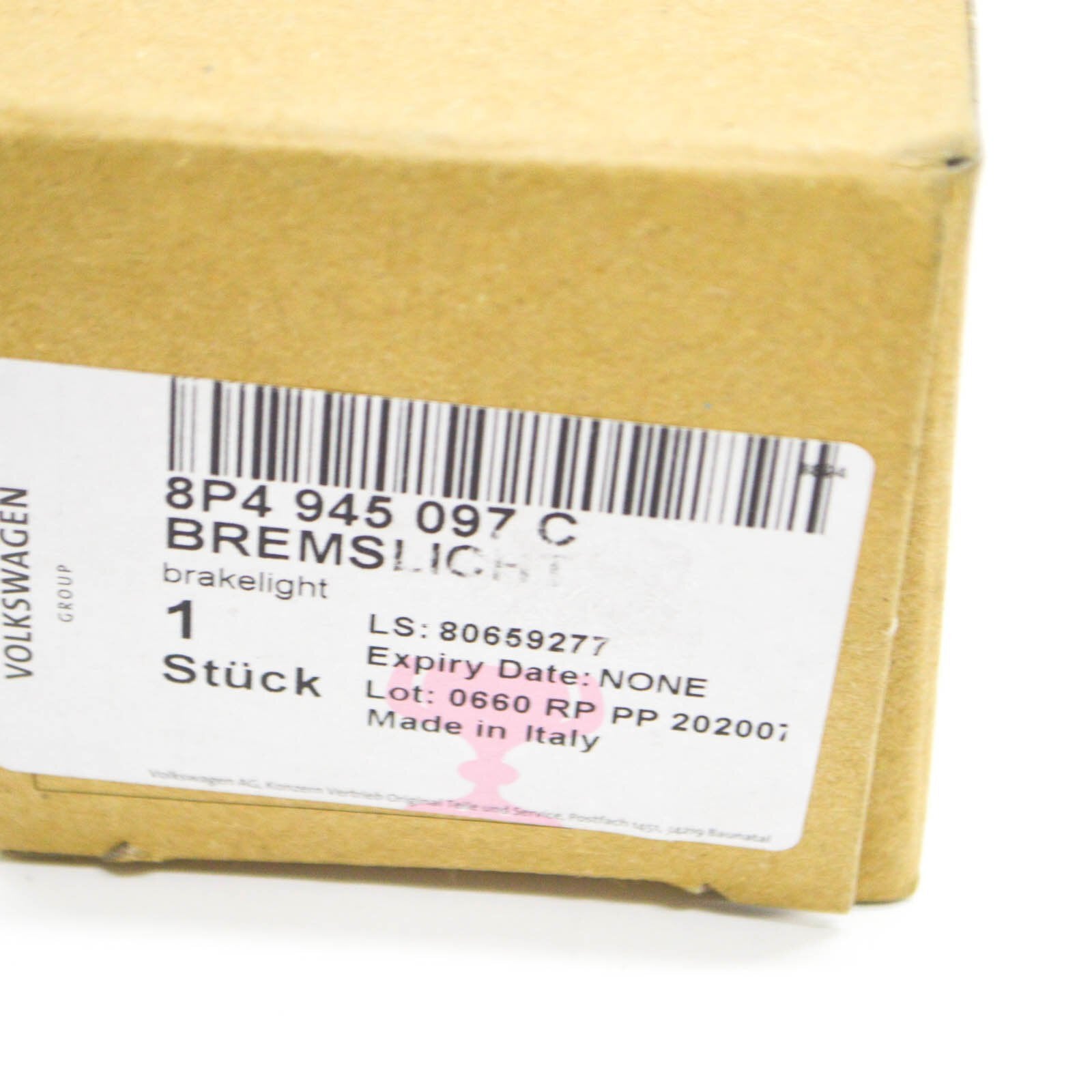 NEW AUDI A3 8P ADDITIONAL BRAKE STOP LIGHT 8P4945097C ORIGINAL