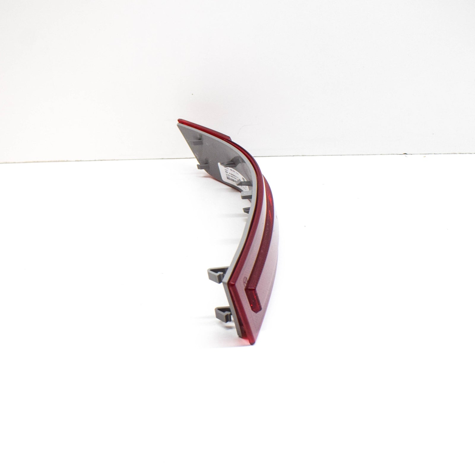 NEW MB M-CLASS W164 REAR BUMPER LEFT REFLECTOR A164820117439 ORIGINAL