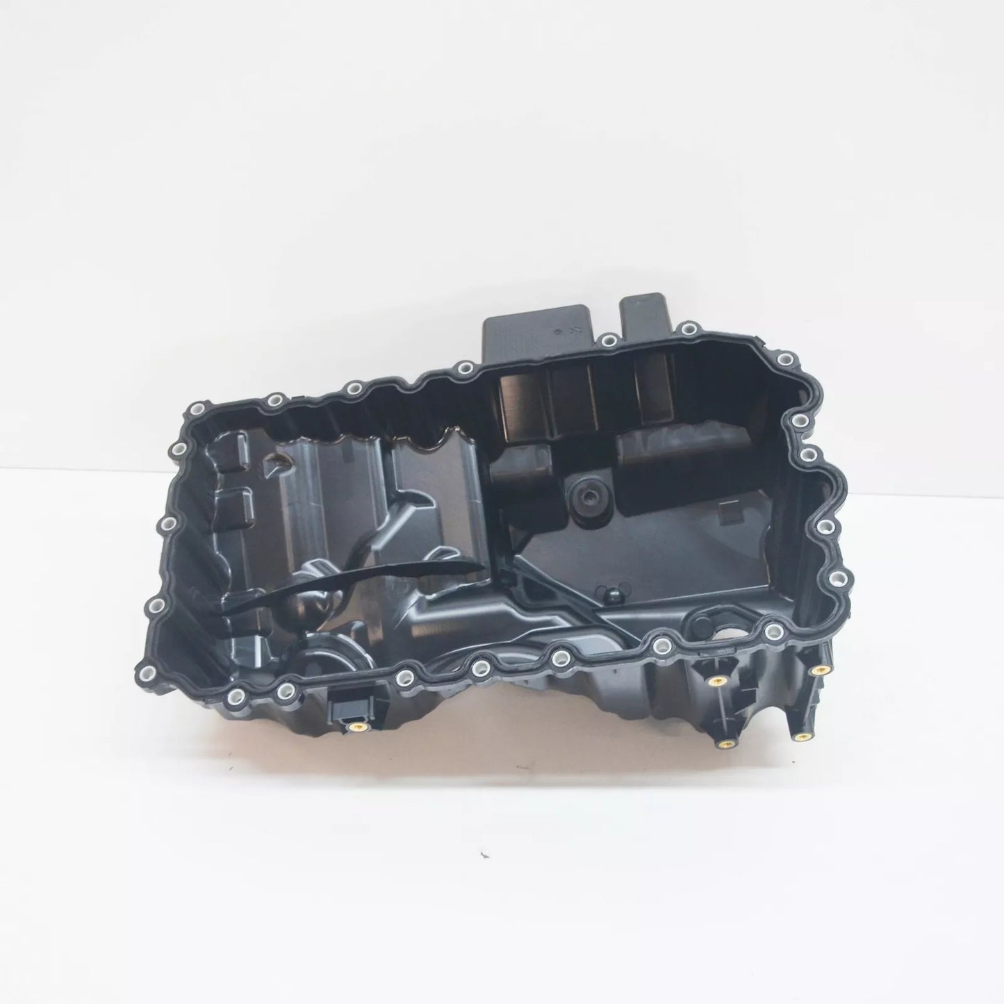 NEW BMW 1 F20 OIL PAN 11137618512 7618512 ORIGINAL