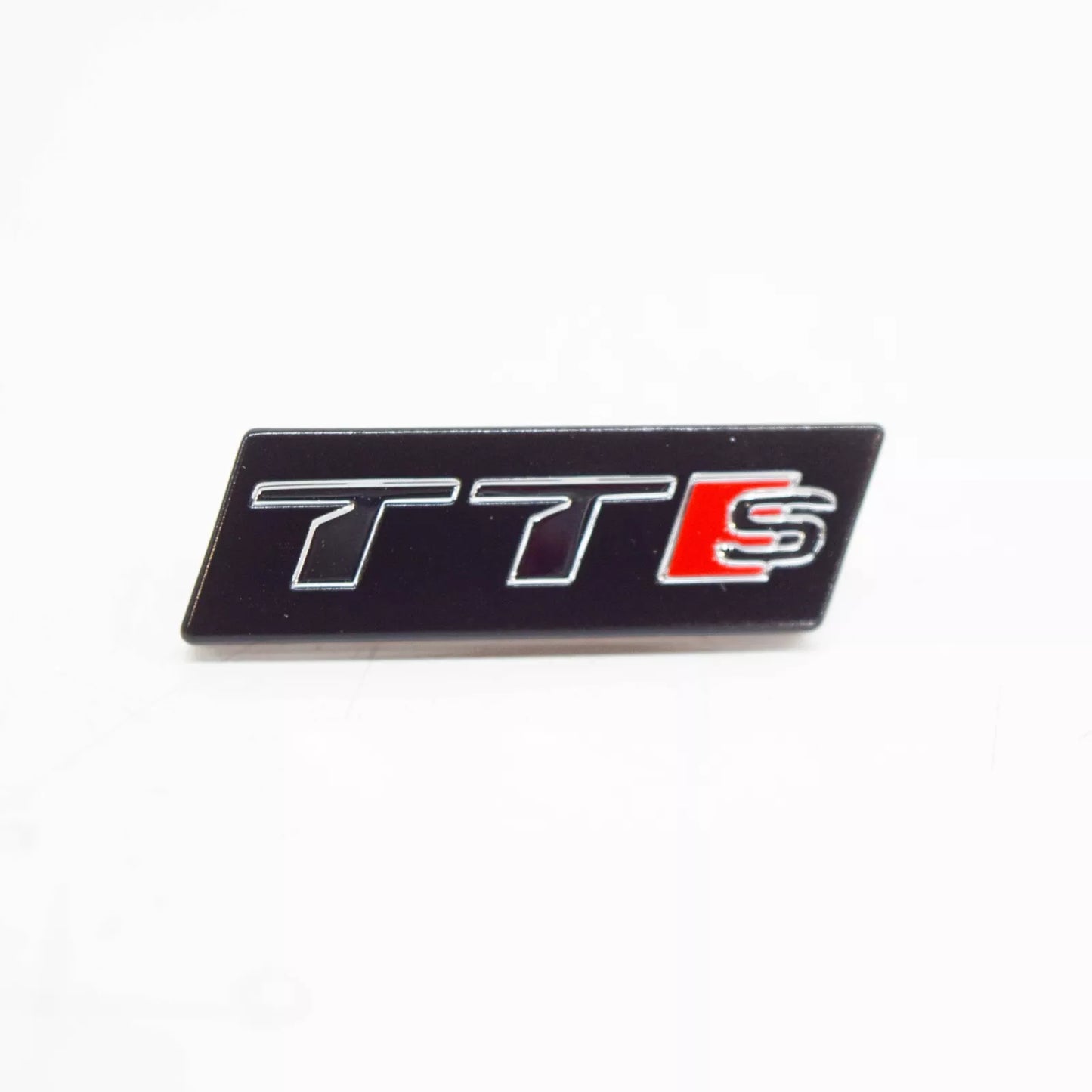 NEW AUDI TT FV MK3 STEERING WHEEL 'TTS' BADGE 8S0419685A