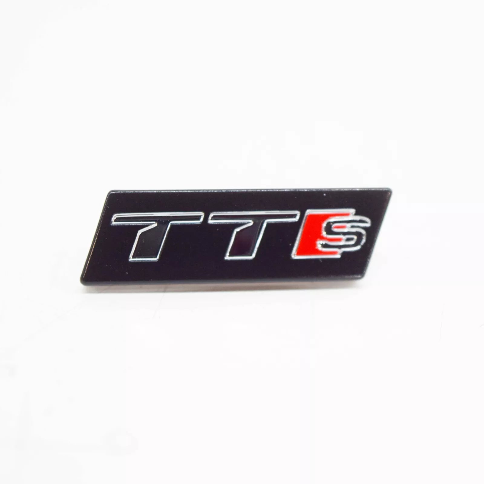 NEW AUDI TT FV MK3 STEERING WHEEL 'TTS' BADGE 8S0419685A