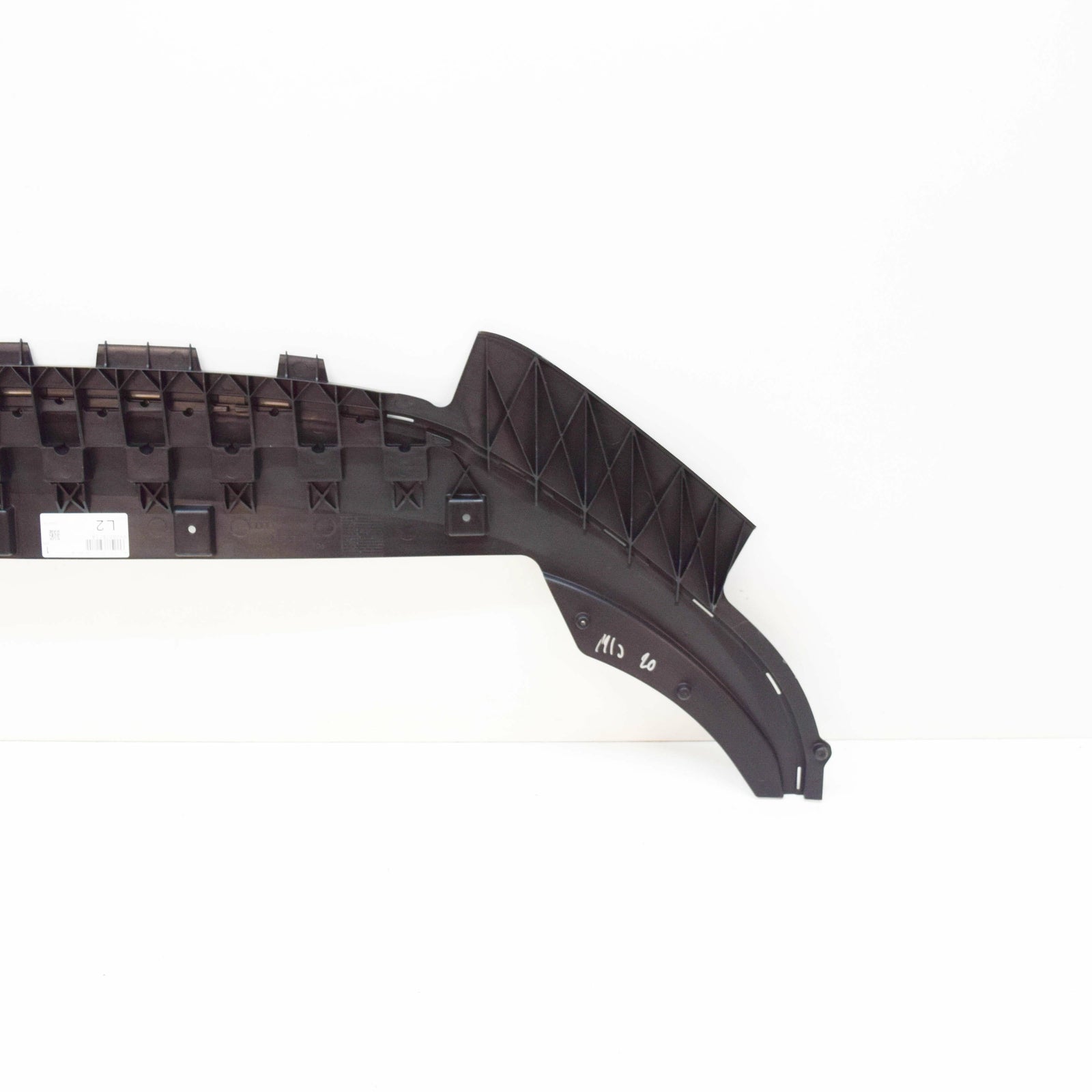 new audi a1 8x front bumper underbody closing element 8x0807611a original