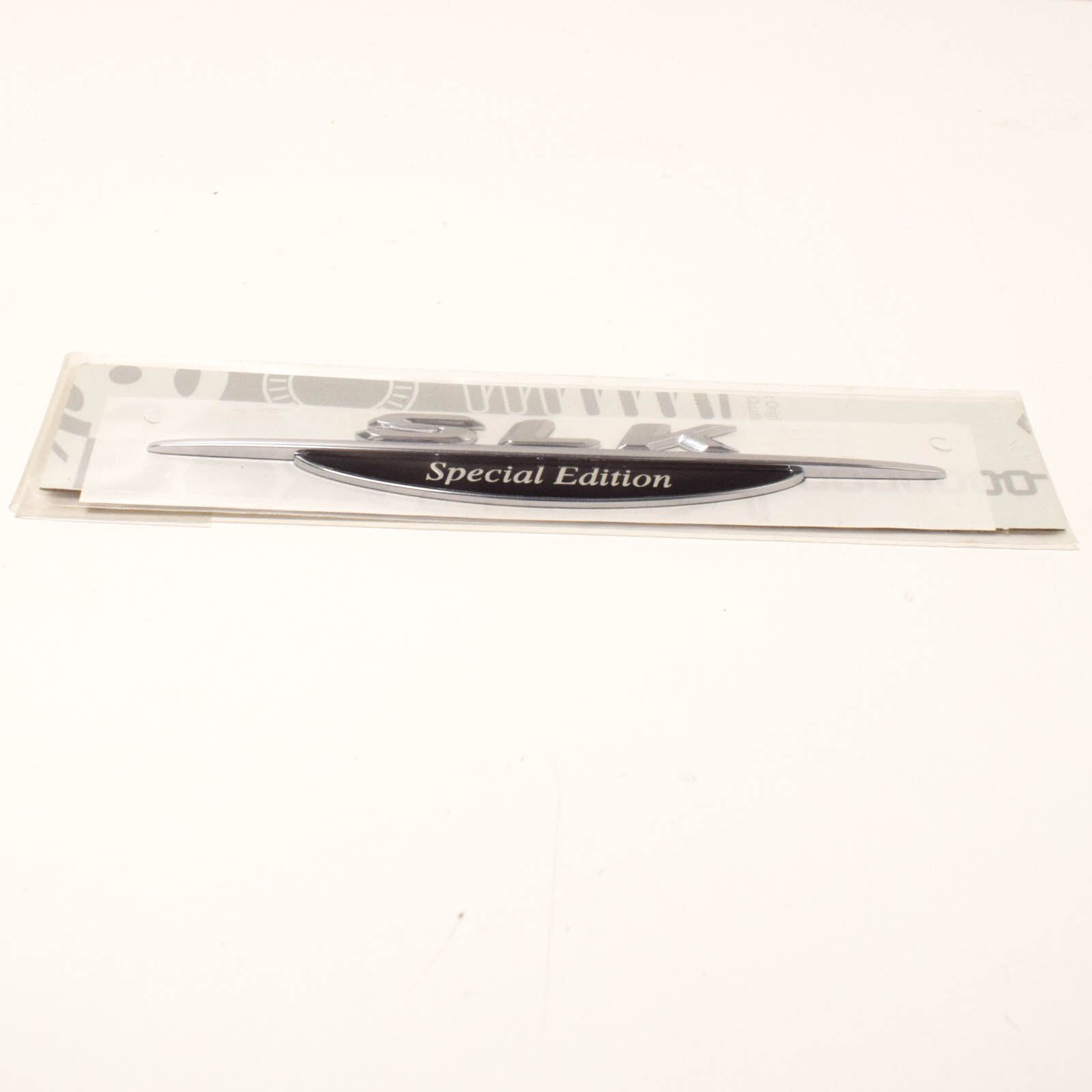 NEW MERCEDES-BENZ SLK R170 FRONT FENDER BADGE A1708173520 ORIGINAL