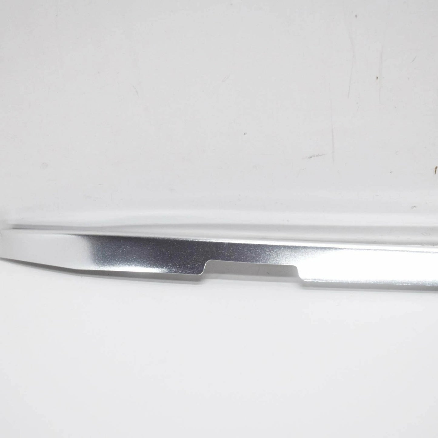 NEW MB S W126 WINDSHIELD RIGHT LATERAL GARNISH MOULDING A1266702822 ORIGINAL
