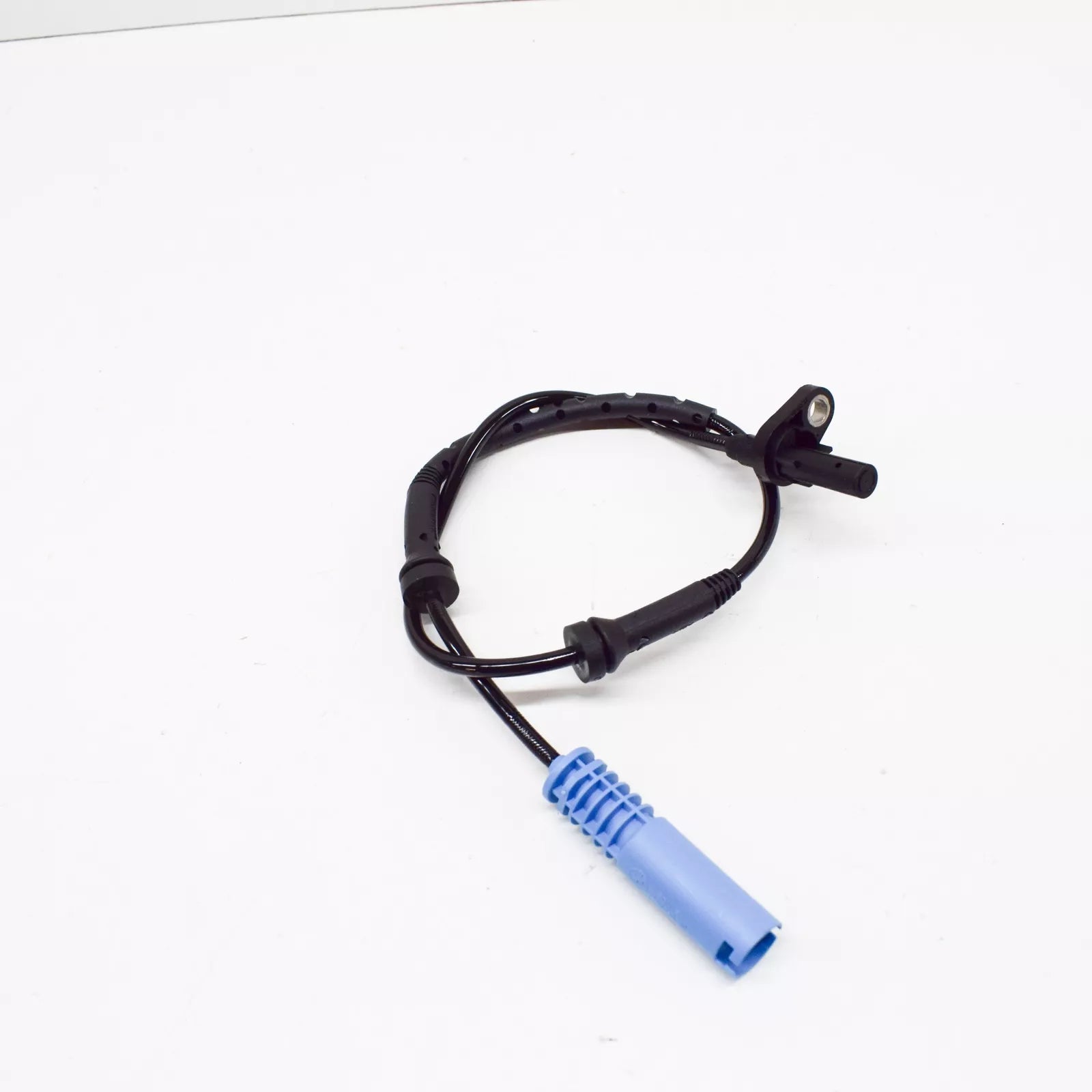 NEW BMW 3 E90 FRONT RIGHT WHEEL ABS SENSOR 34526764858 6764858 ORIGINAL